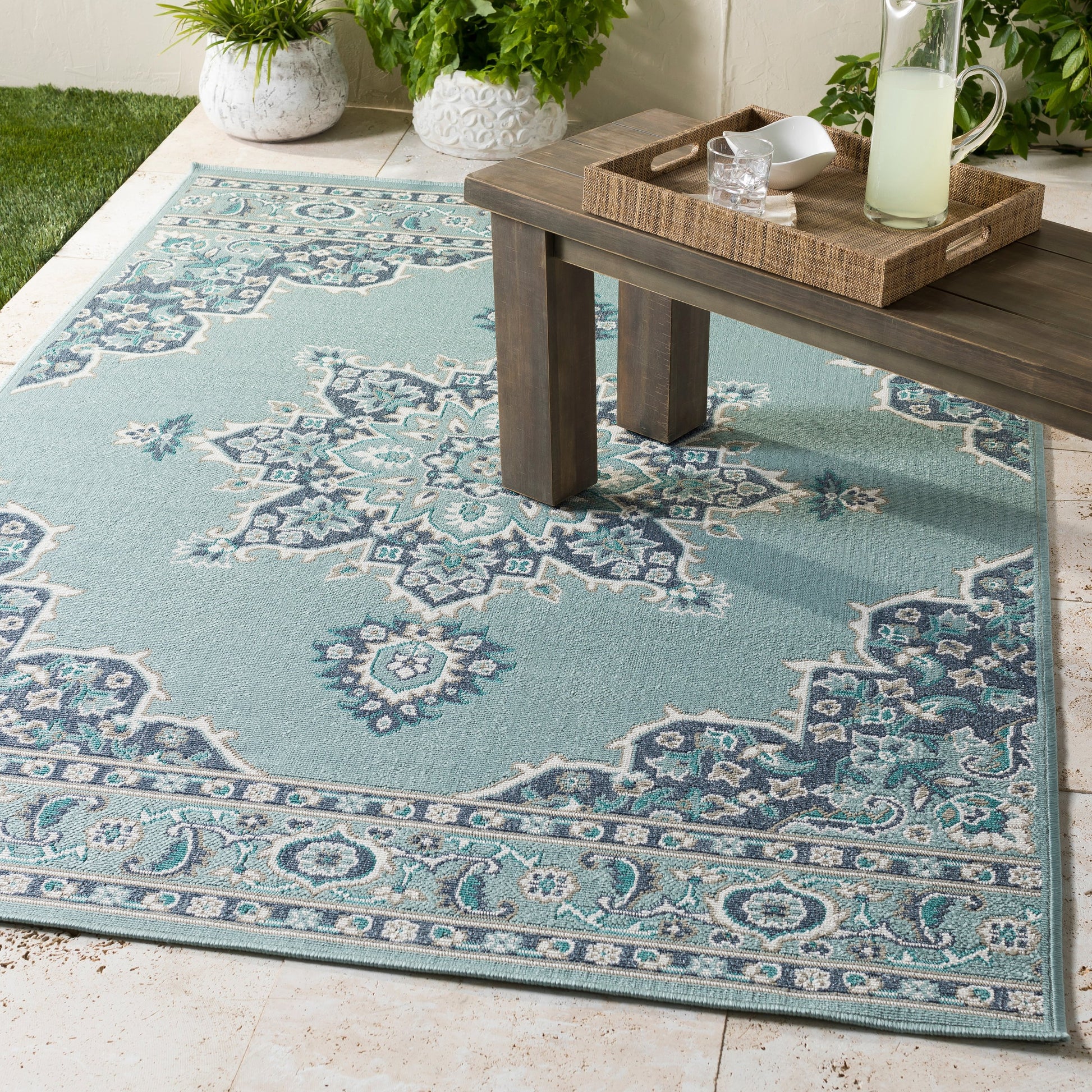 Alfresco Rug - 22258 by Livabliss. Made from 100% polypropylene in a unique style.