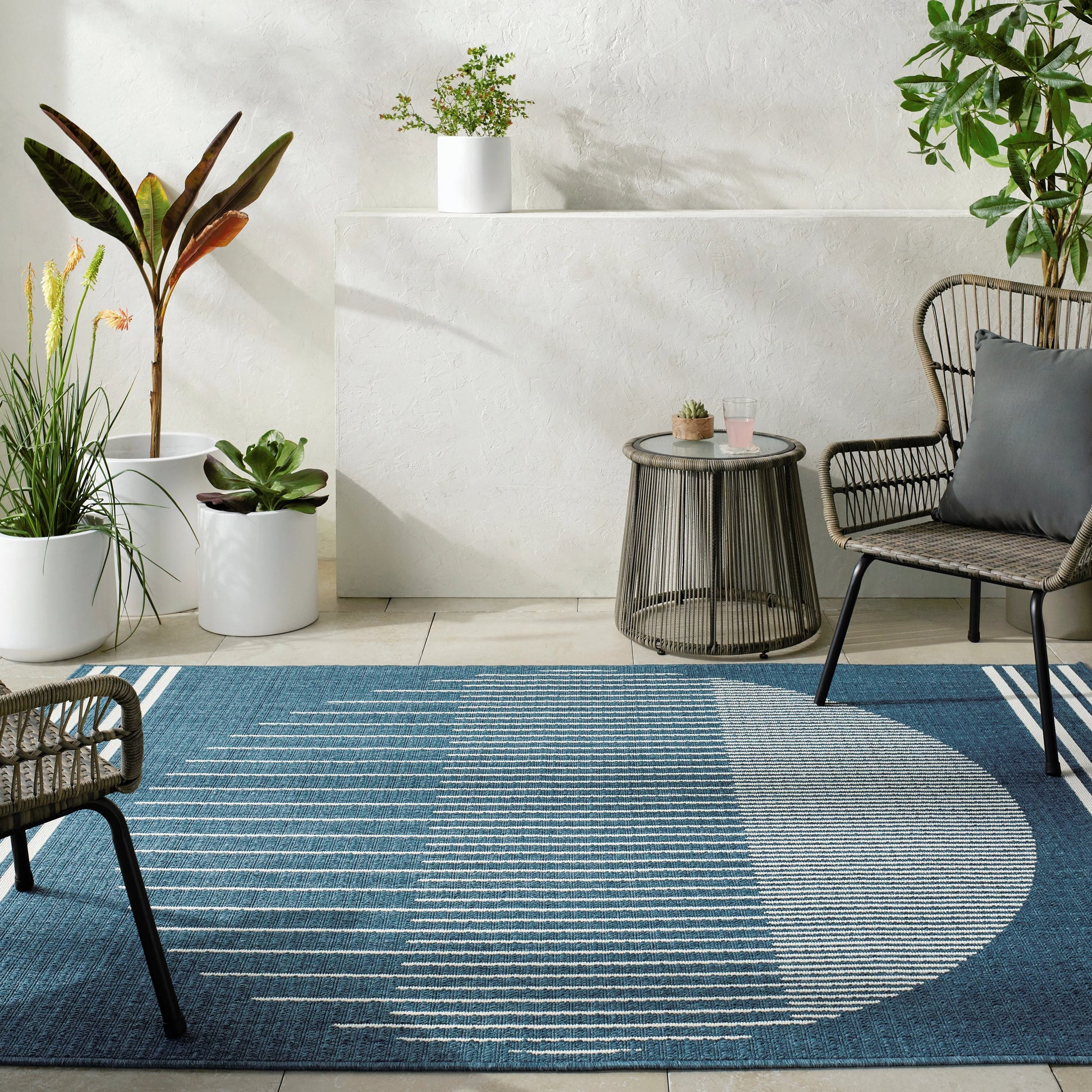 Alfresco Rug - 476834 by Livabliss. Made from face: 100% polypropylene in a unique style.