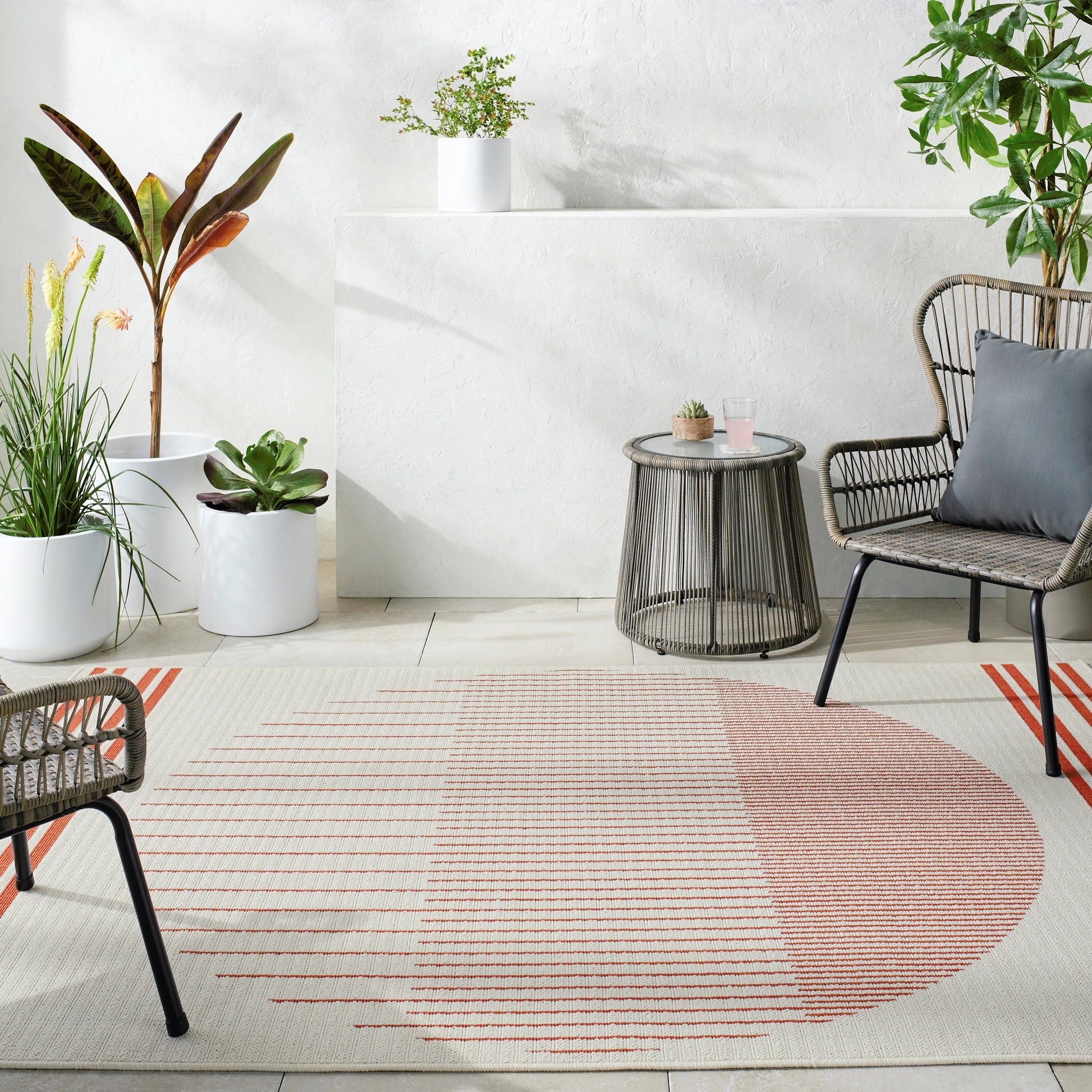 Alfresco Rug - 476834 by Livabliss. Made from face: 100% polypropylene in a unique style.