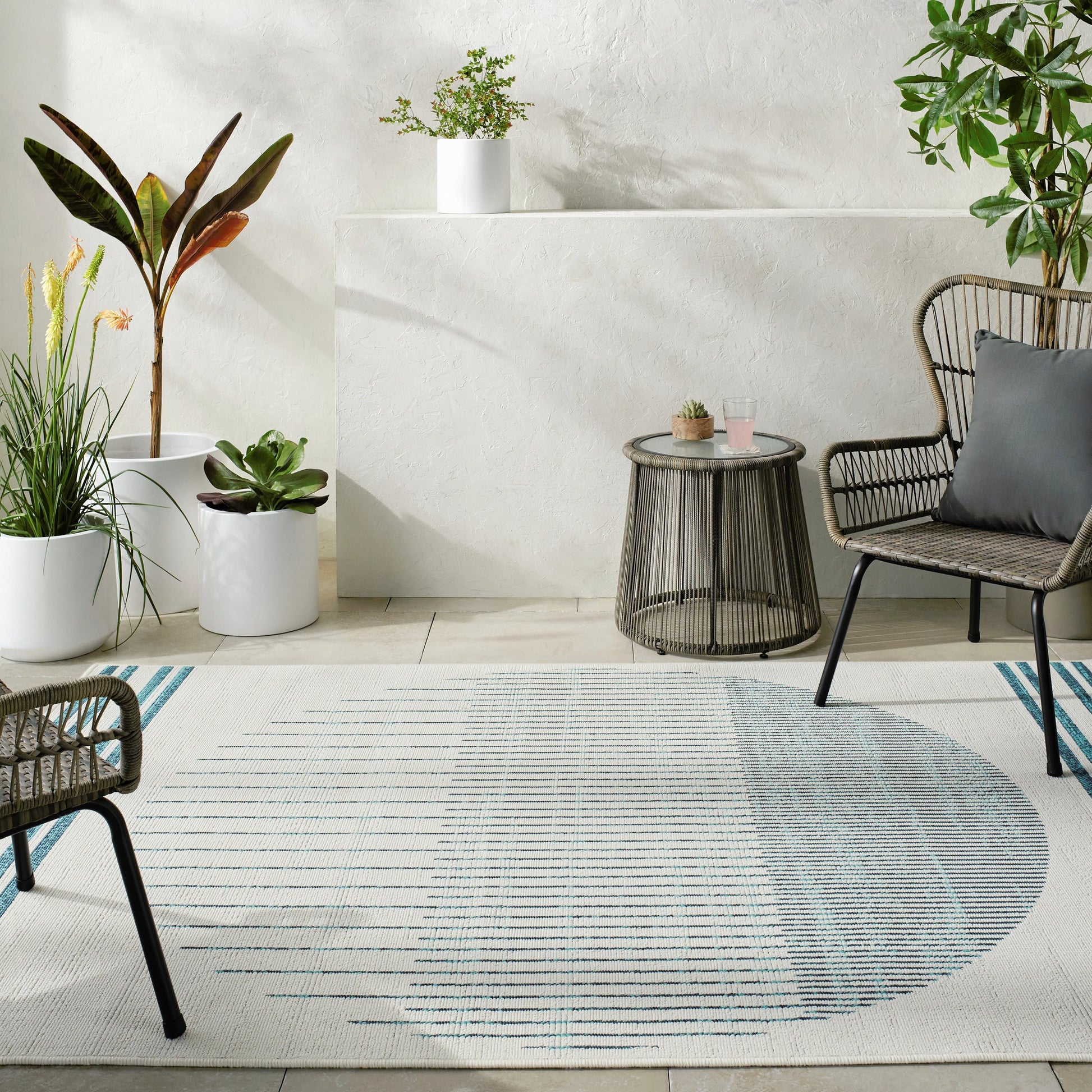 Alfresco Rug - 476834 by Livabliss. Made from face: 100% polypropylene in a unique style.