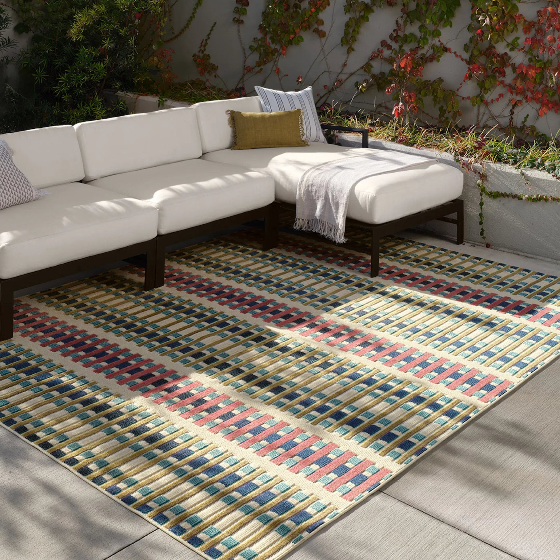 Alina ALI05 Rug by Jaipur Living in beige, pink, green, multicolor. Made from 100% polypropylene in a unique style.