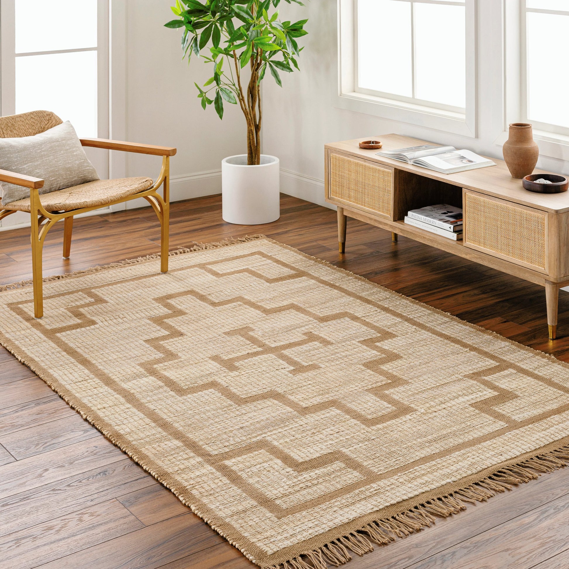 Alex Rug - 496102 by Livabliss. Made from face: 100% jute, warp: 100% jute in a unique style.