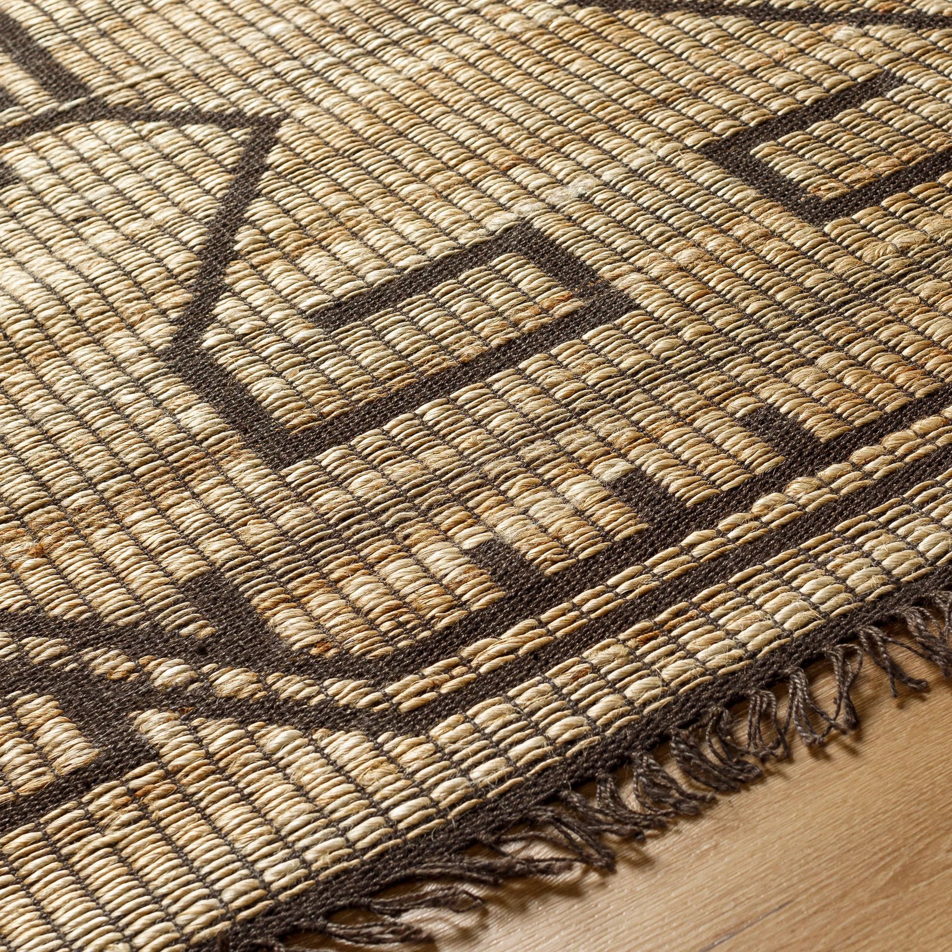 Alex Rug - 496070 by Livabliss. Made from face: 100% jute, warp: 100% jute in a unique style.