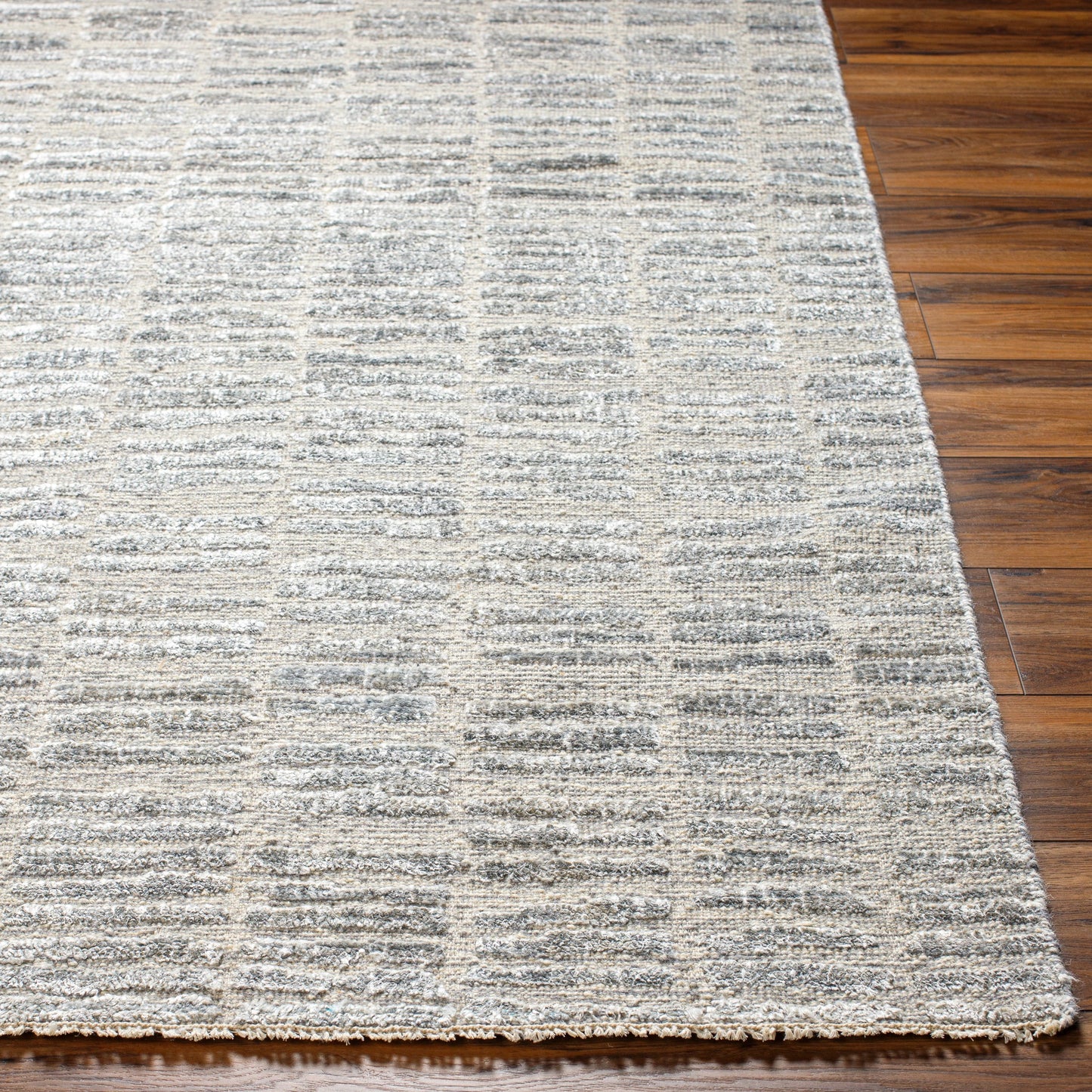 003 SI-1915922,SI-1915923,SI-1915924,SI-1915925 | Closeup | Amina AMA-2300 Rug by Surya in light beige, gray, light slate. Made from main: 65% wool, main: 35% viscose in a unique style.
