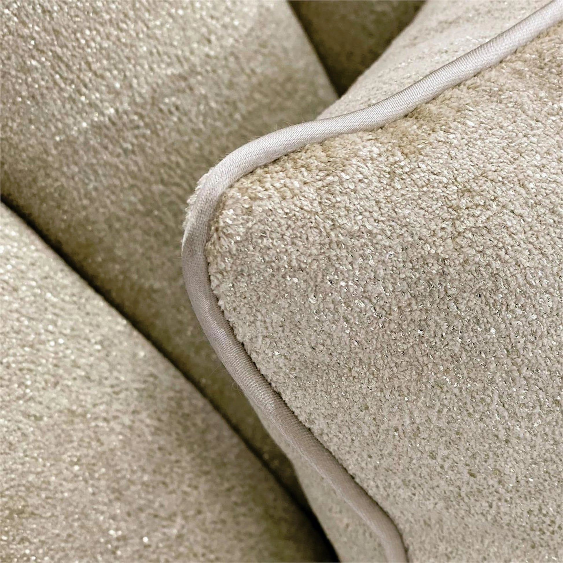 Tiffany Arm Chair by John-Richard. Made from unique in a transitional style.