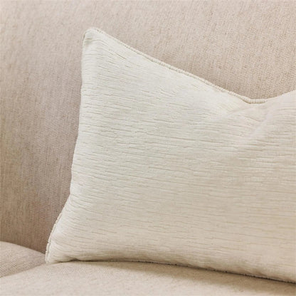 Malta Sofa by John-Richard in cheetah crème, limerick crème. Made from unique in a transitional style.