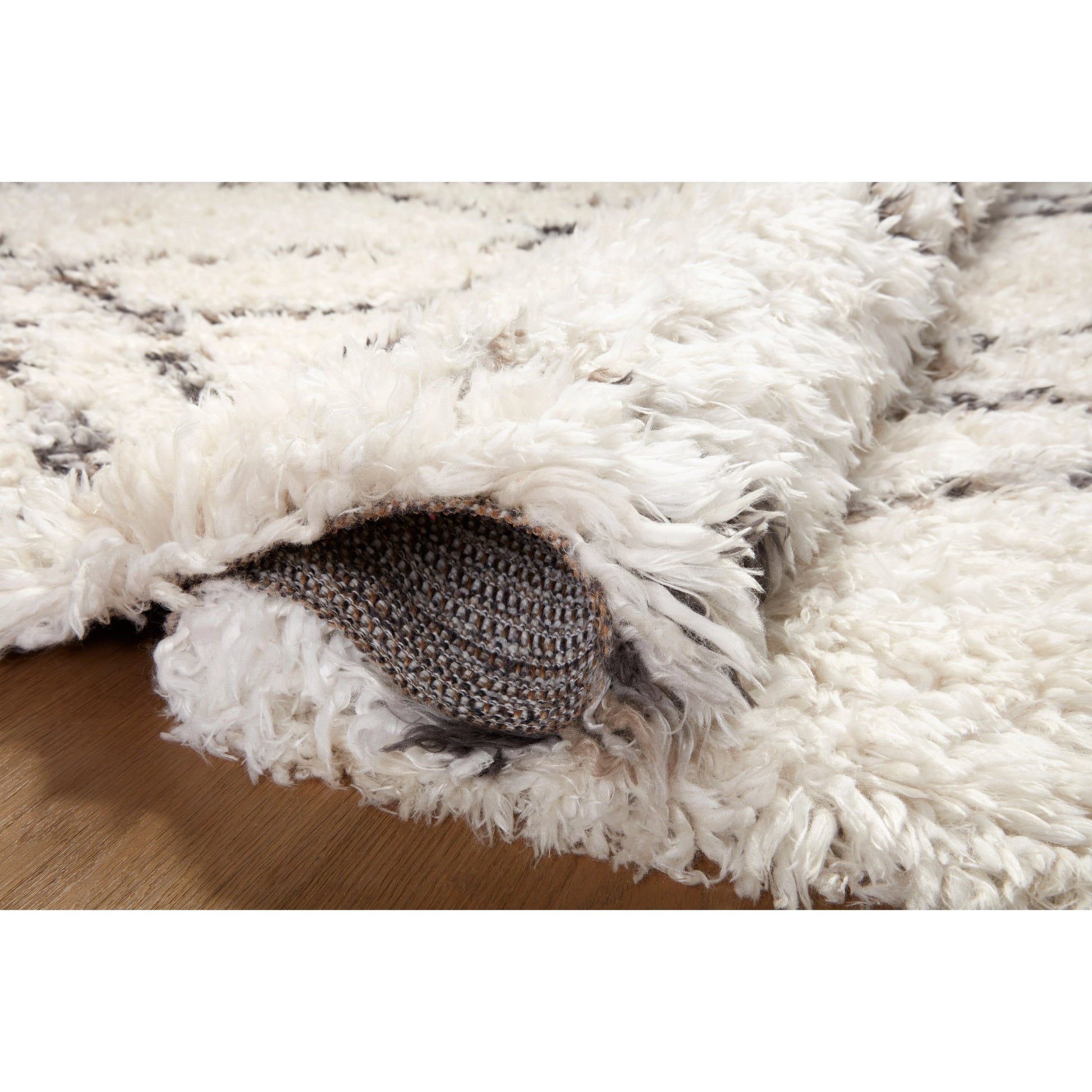 Amira AMI-02 Rug by Angela Rose x Loloi in ivory, bark. Made from 100% polyester in a unique style.