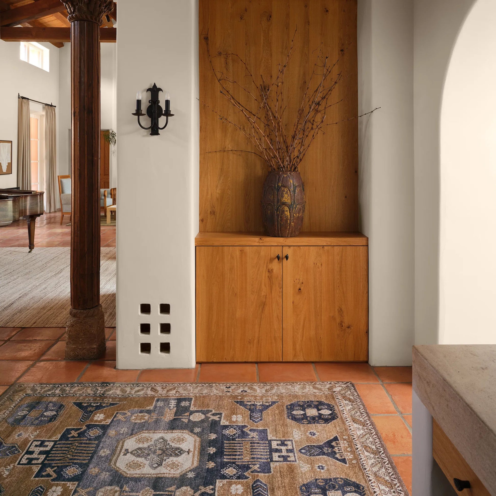 Amata By House Sprucing AMT01 Rug by Jaipur Living in tan, navy. Made from 100% pet yarn in a unique style.