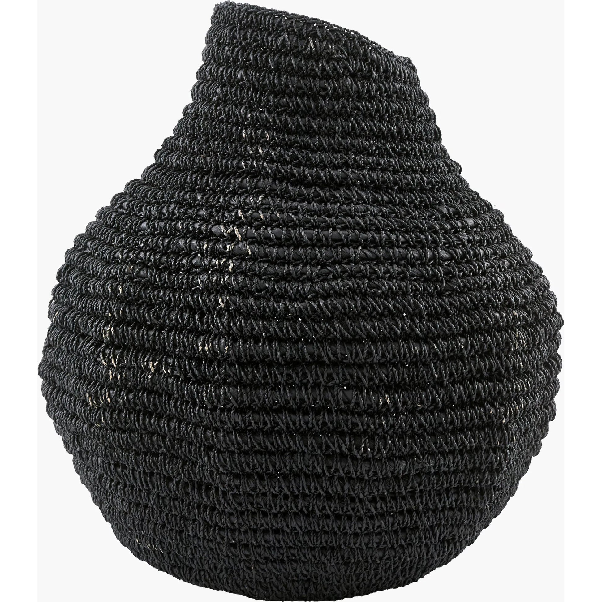 Anouk Basket by Surya in powder coated. Made from seagrass, iron in a unique style.