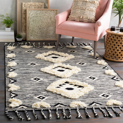 Apache Rug - 23794 by Livabliss. Made from 100% wool in a unique style.