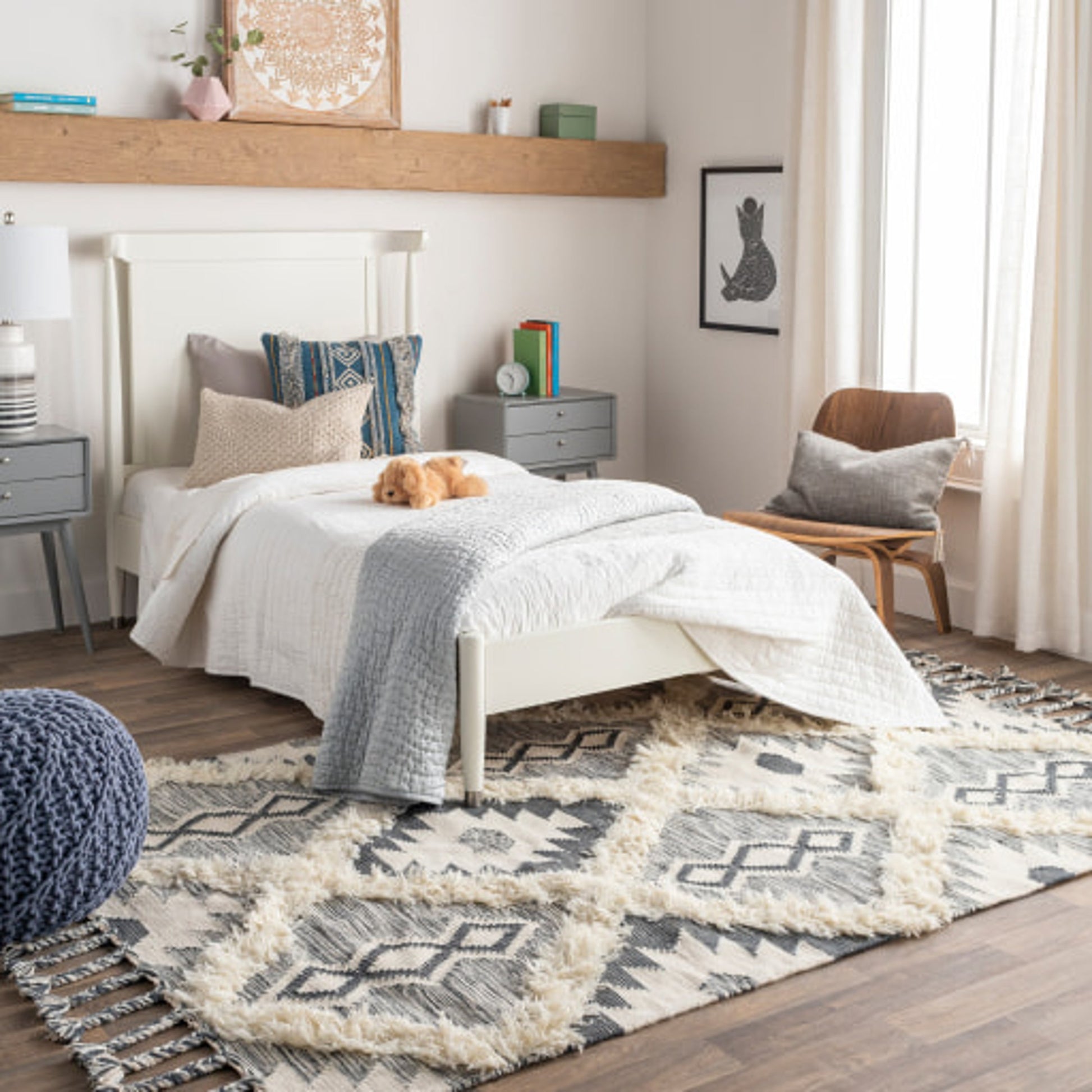 Apache Rug - 23795 by Livabliss. Made from 100% wool in a unique style.