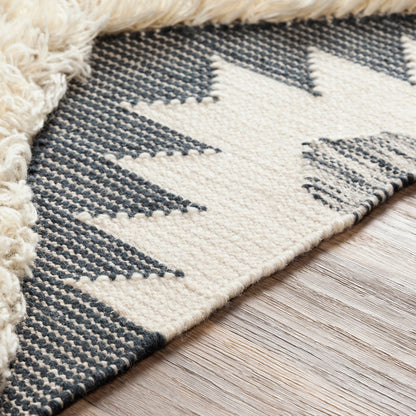 Apache Rug - 23795 by Livabliss. Made from 100% wool in a unique style.