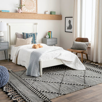 Apache Rug - 25154 by Livabliss. Made from 100% wool in a unique style.