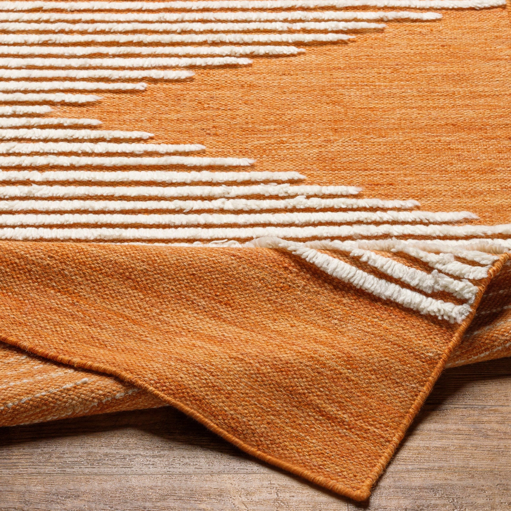 Apache APA-2301 Rug by Livabliss. Made from 100% wool in a unique style.
