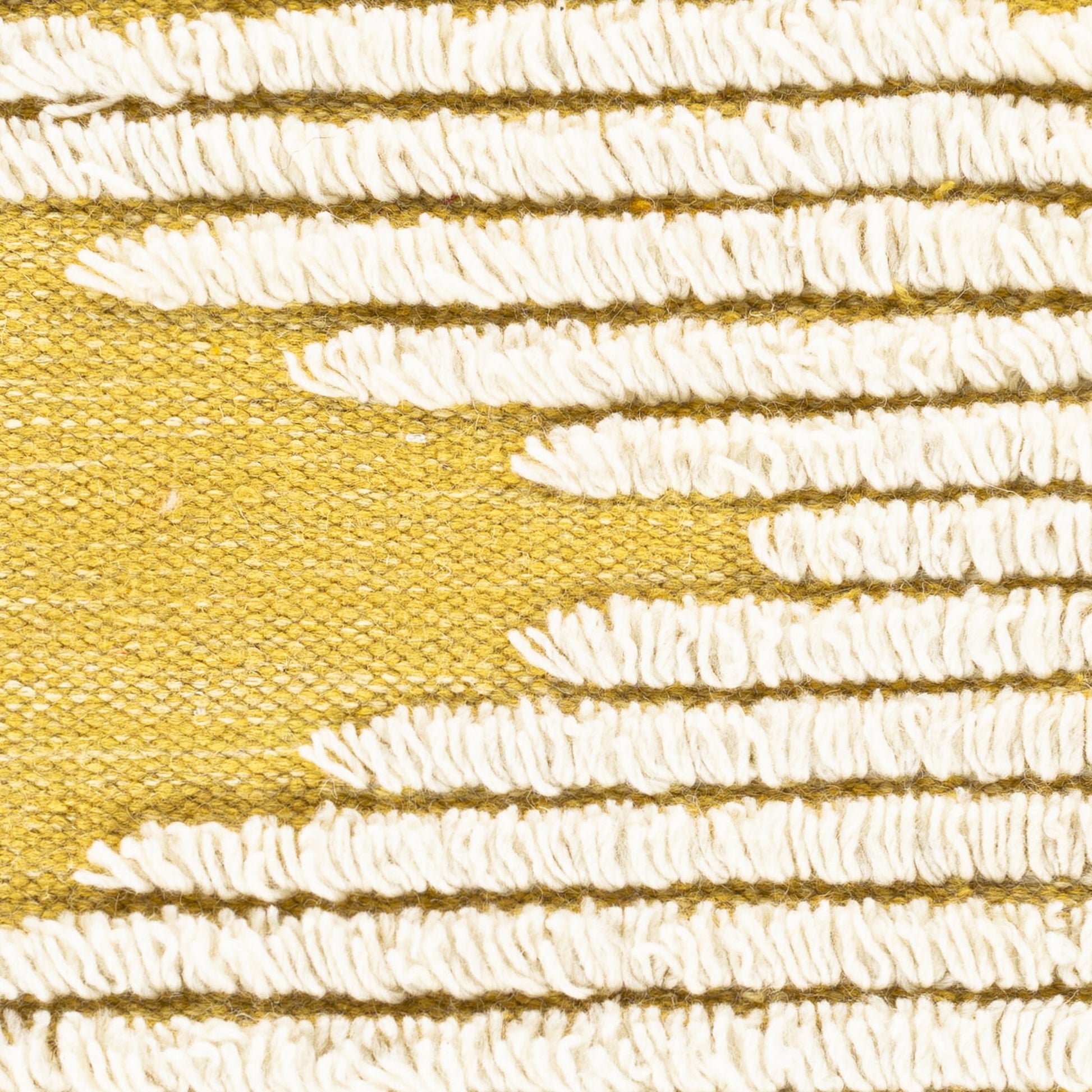 Apache APA-2301 Rug by Livabliss. Made from 100% wool in a unique style.