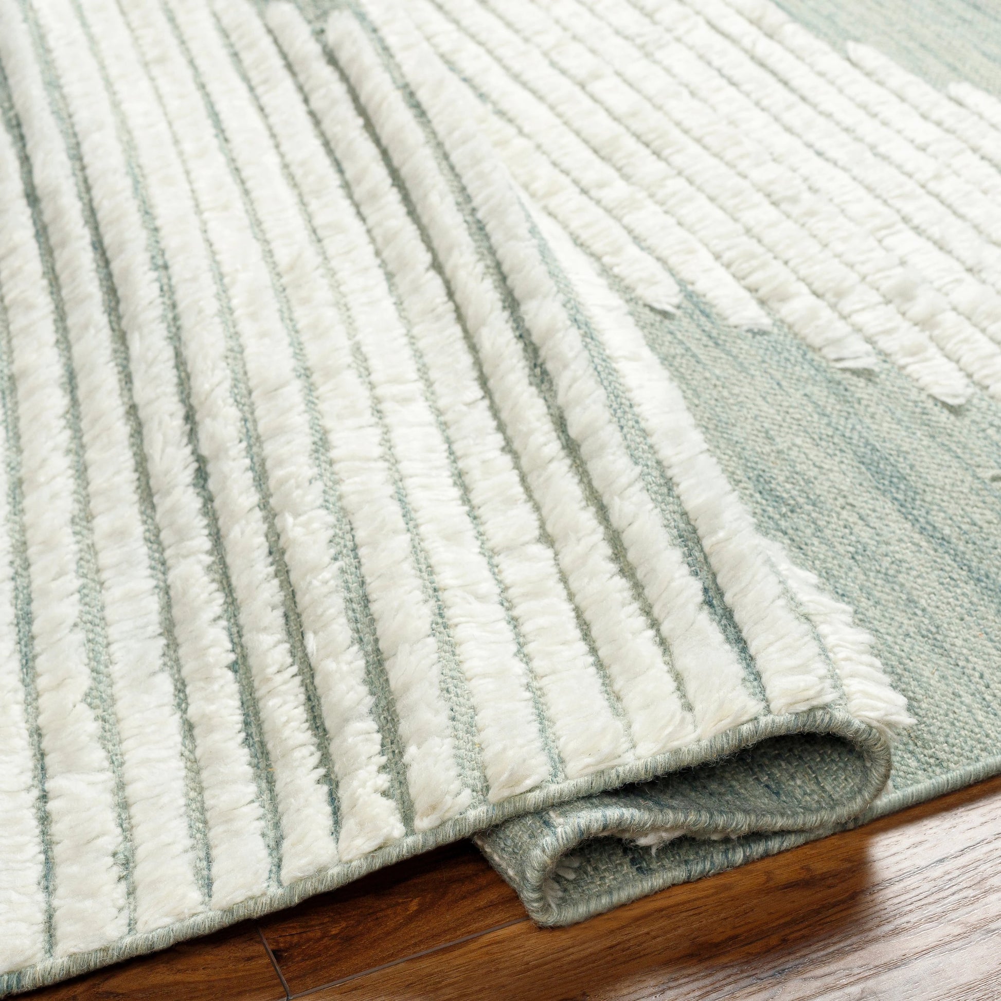Apache APA-2301 Rug by Livabliss. Made from 100% wool in a unique style.