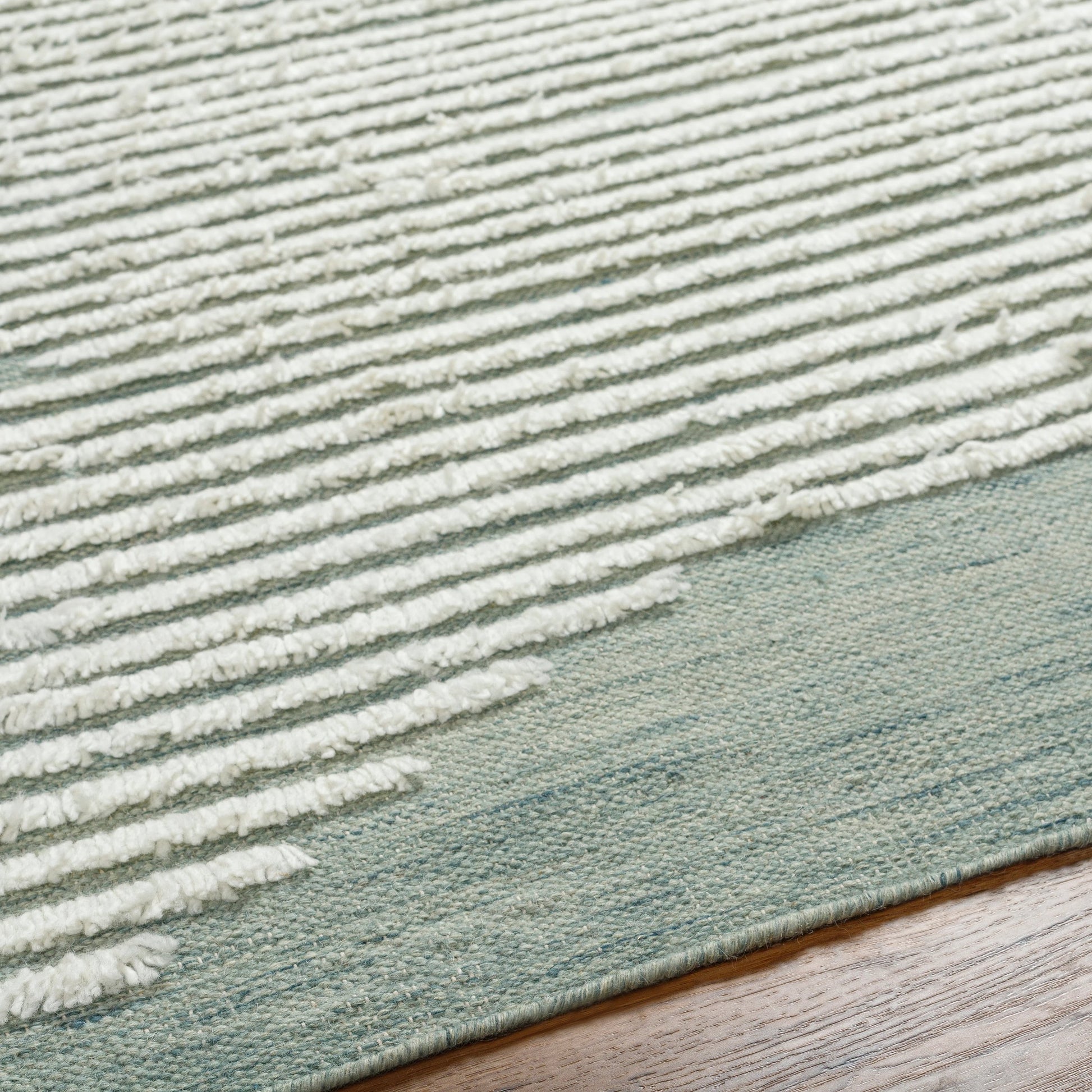 Apache APA-2301 Rug by Livabliss. Made from 100% wool in a unique style.