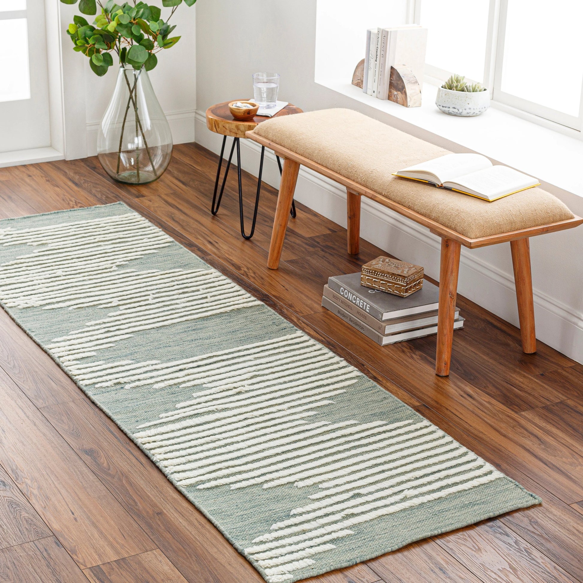 Apache APA-2301 Rug by Livabliss. Made from 100% wool in a unique style.