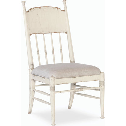 Americana Upholstered Seat Side Chair by Hooker Furniture in beige. Made from oak veneers and fabric in a cottage & farmhouse style.