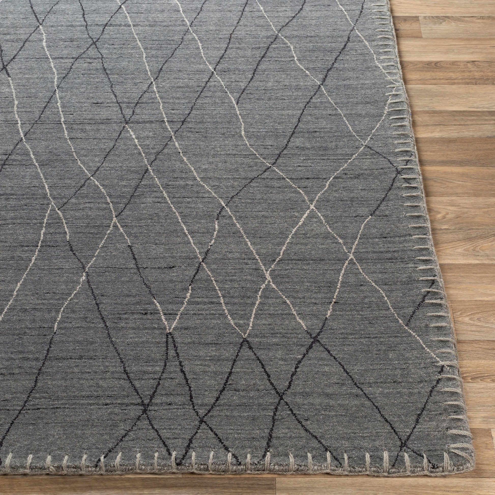 Arlequin Rug - 23661 by Surya in charcoal, medium gray, black. Made from unique in a unique style.