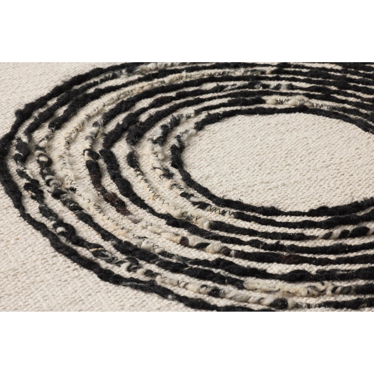 002 SI-2527162 | Closeup | Choru Wall Decor by Loloi in black. Made from wool, cotton, polyester, other fibers in a unique style.