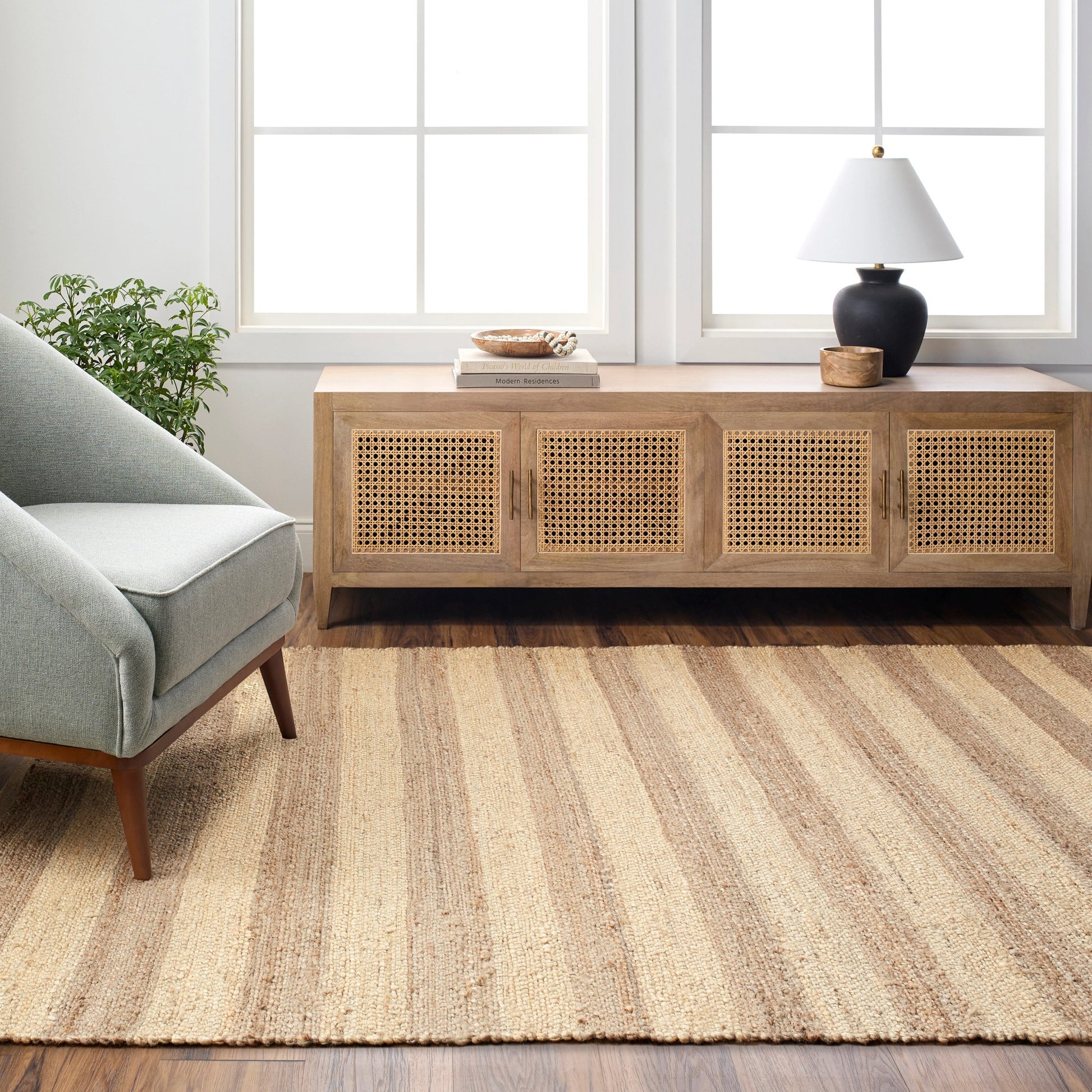 Atina ATA-2300 Rug by Livabliss. Made from main: 100% jute in a unique style.