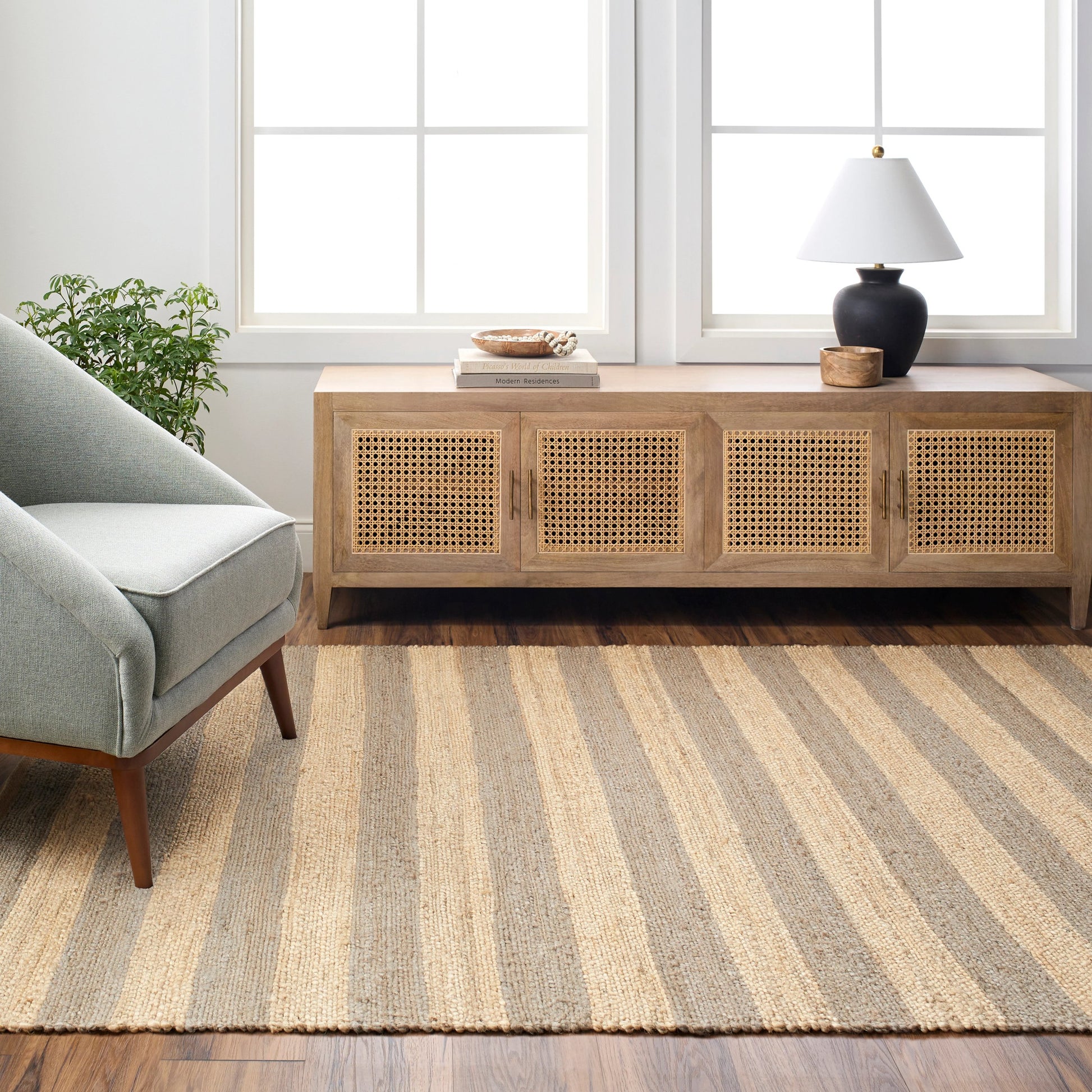 Atina ATA-2300 Rug by Livabliss. Made from main: 100% jute in a unique style.