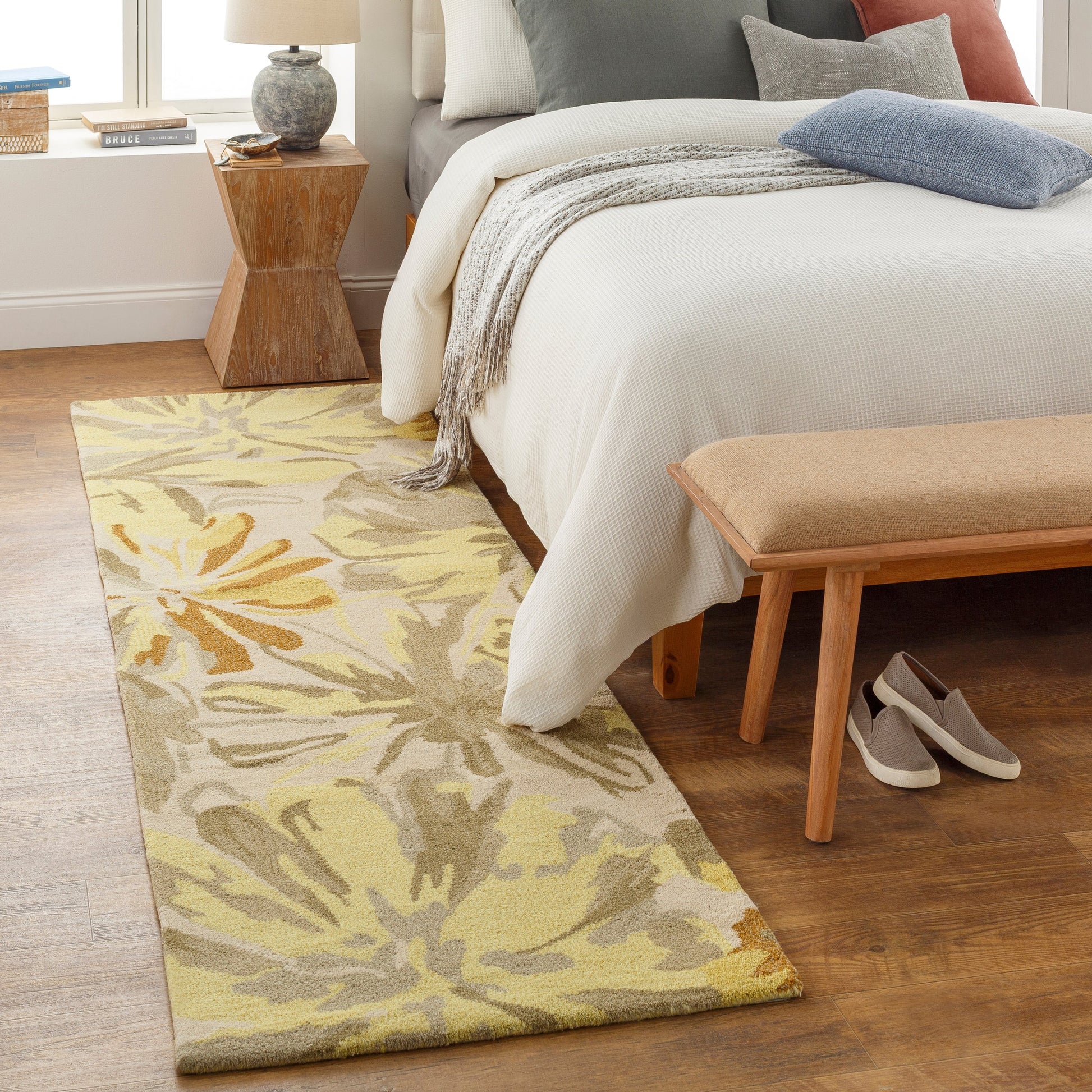 Athena Rug - 889 by Livabliss. Made from 100% wool in a unique style.