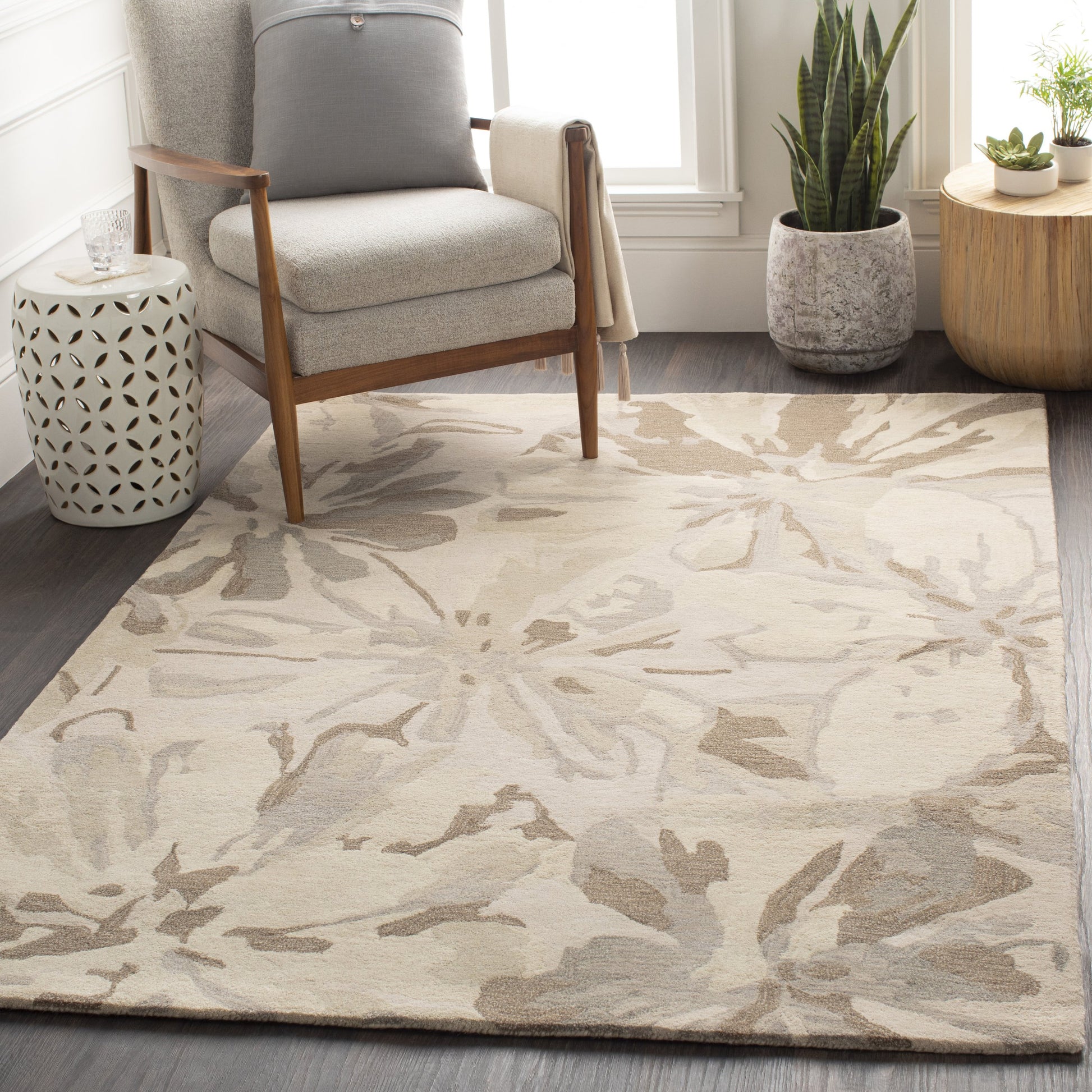 Athena Rug - 889 by Livabliss. Made from 100% wool in a unique style.