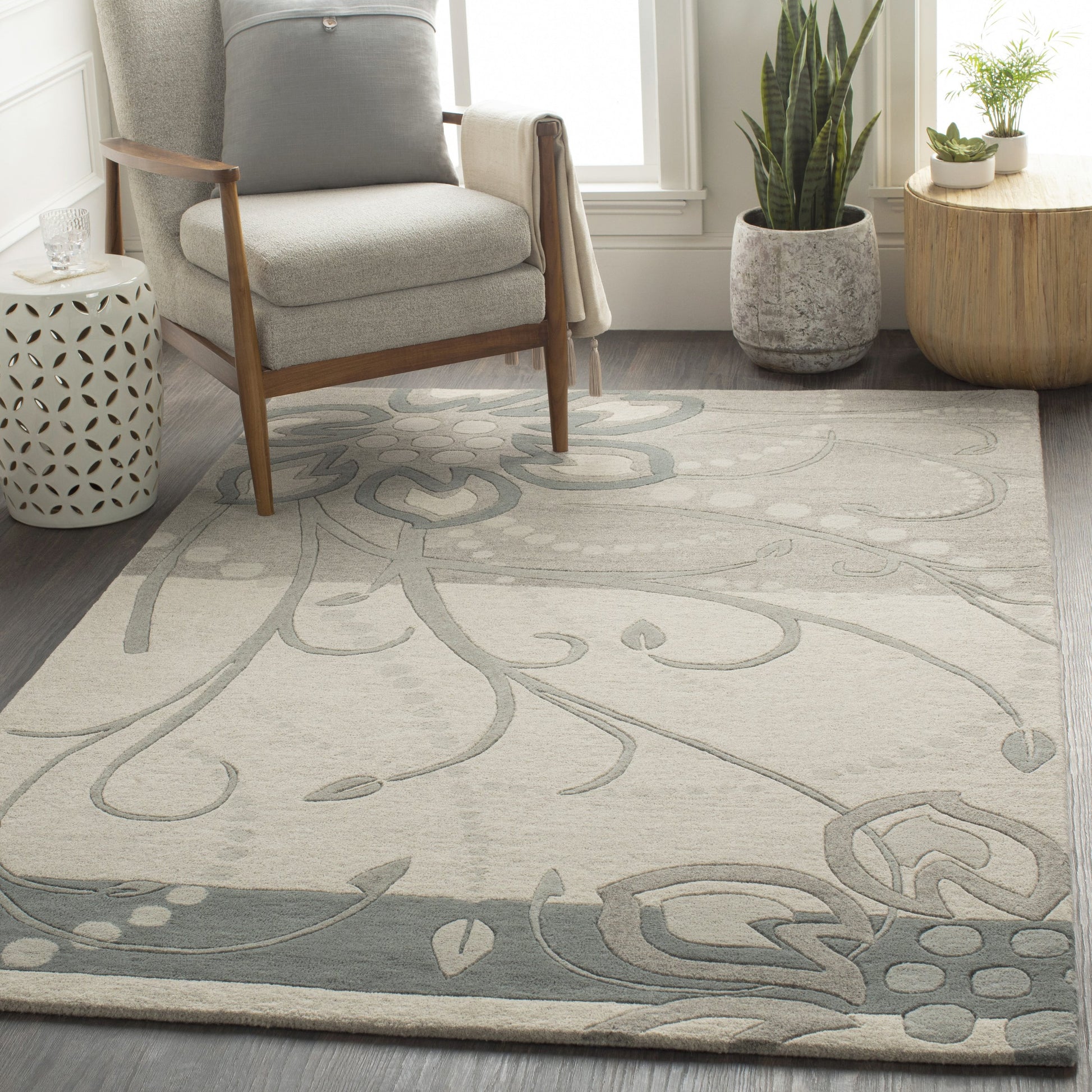 Athena Rug - 1165 by Livabliss. Made from 100% wool in a unique style.