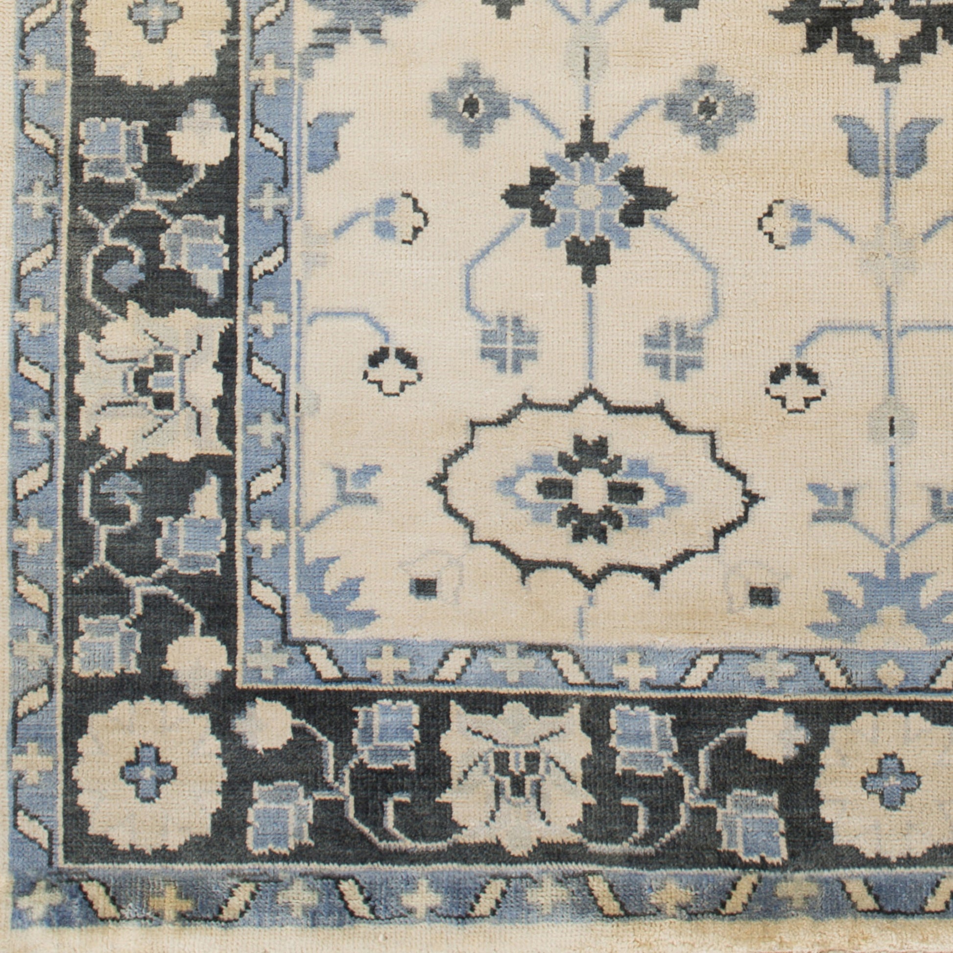 Antique Rug - 1151 by Surya. Made from unique in a unique style.