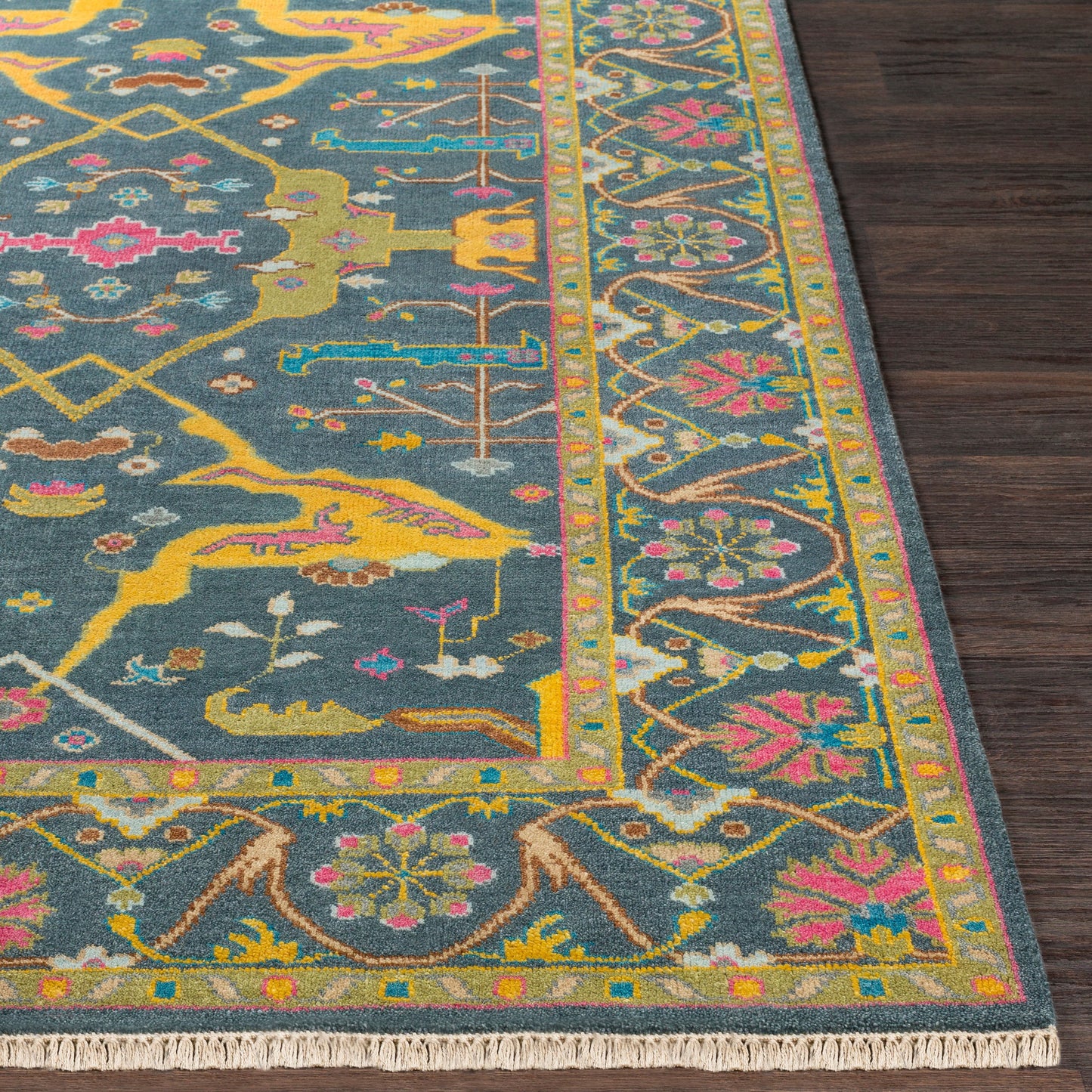 008 97590-20399,97590-20400 | Closeup | Antique Rug - 1148 by Surya. Made from unique in a unique style.
