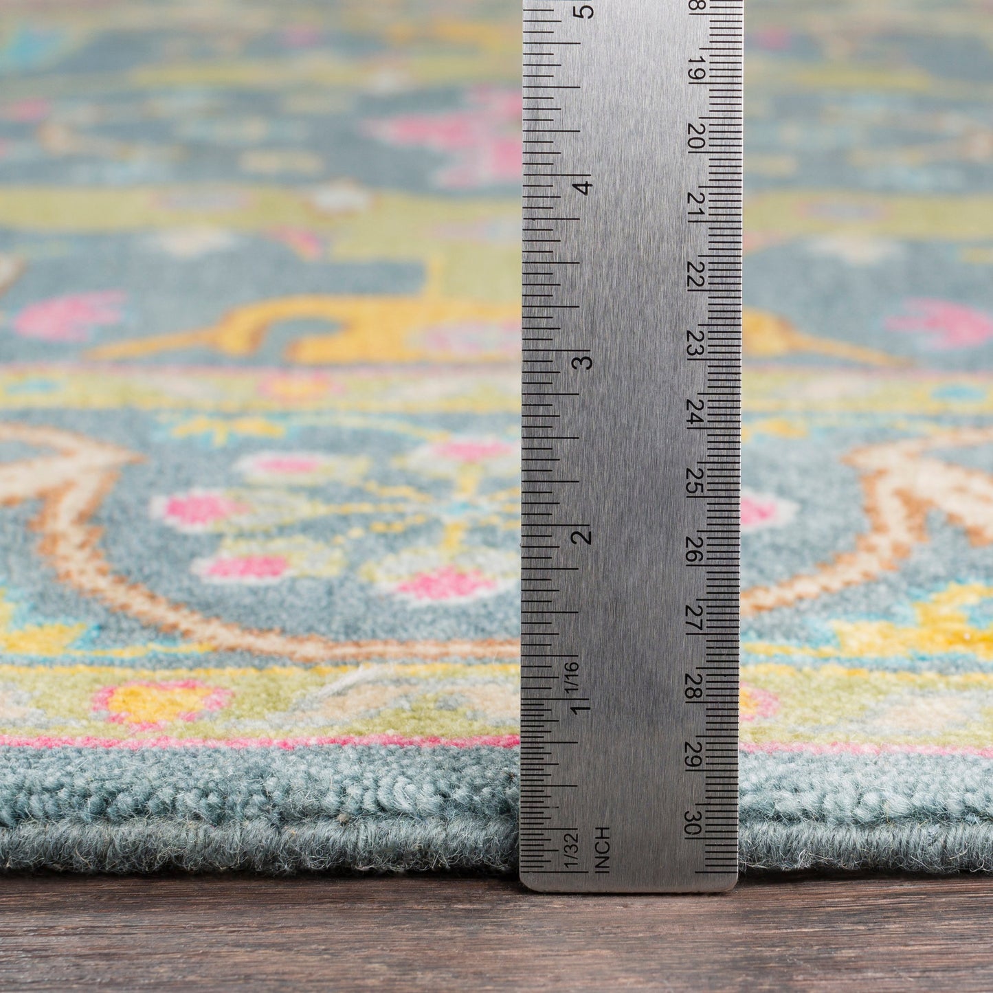 010 97590-20399,97590-20400 | Closeup | Antique Rug - 1148 by Surya. Made from unique in a unique style.