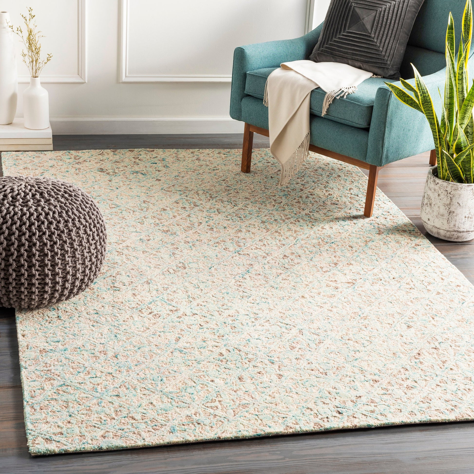 Avon Rug - 23575 by Surya. Made from 100% wool in a unique style.