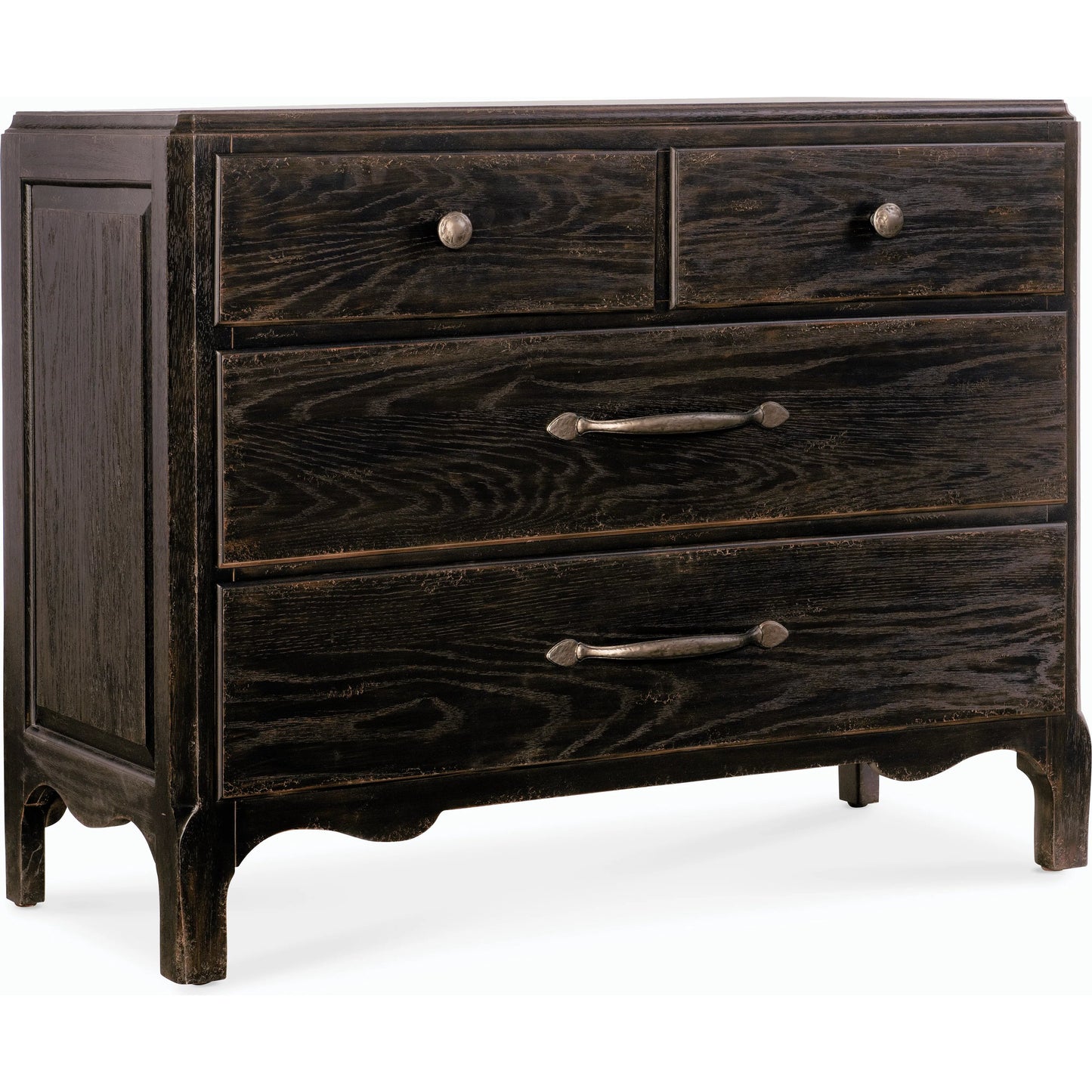 002 SI-2185810 | Primary Silo | Americana Bachelor Chest by Hooker Furniture. Made from oak veneers with solid-wood edge top in a traditional style.