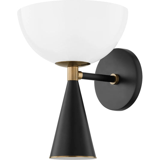 Payson Wall Sconce by Troy in patina brass. Made from steel in a modern style.