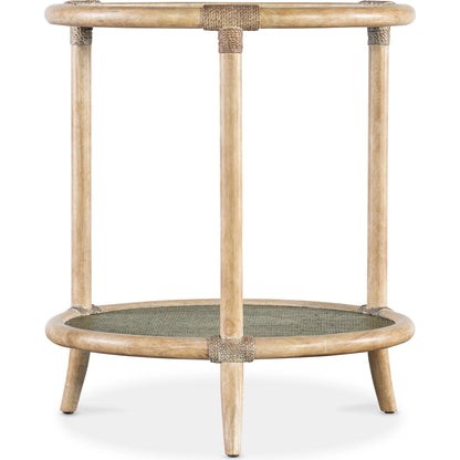 Retreat Raffia End Table by Hooker Furniture. Made from maple veneers, engineered raffia, rope, tempered glass in a cottage & farmhouse style.