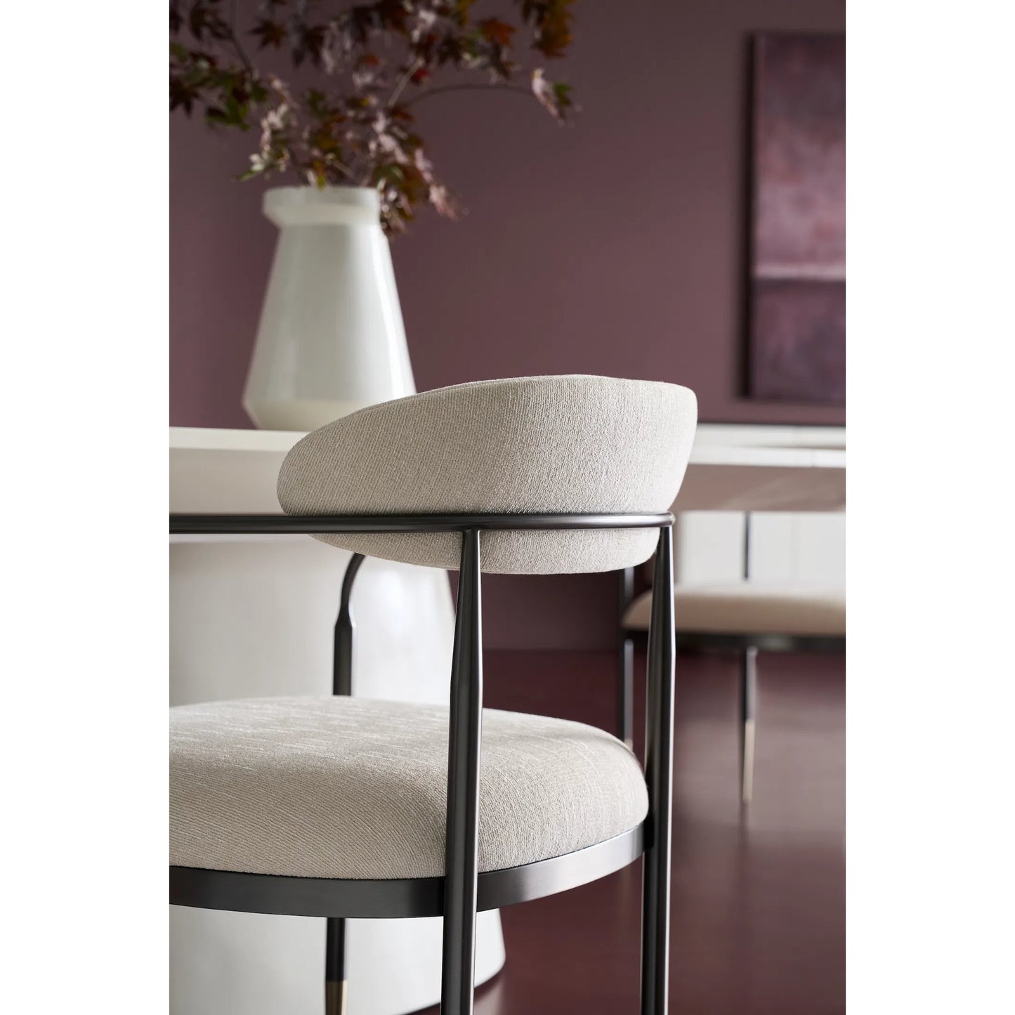 006 SI-2370759 | Lifestyle | Epoch Armchair by Caracole in ivory and deep bronze, champagne gold. Made from unique in a transitional style.