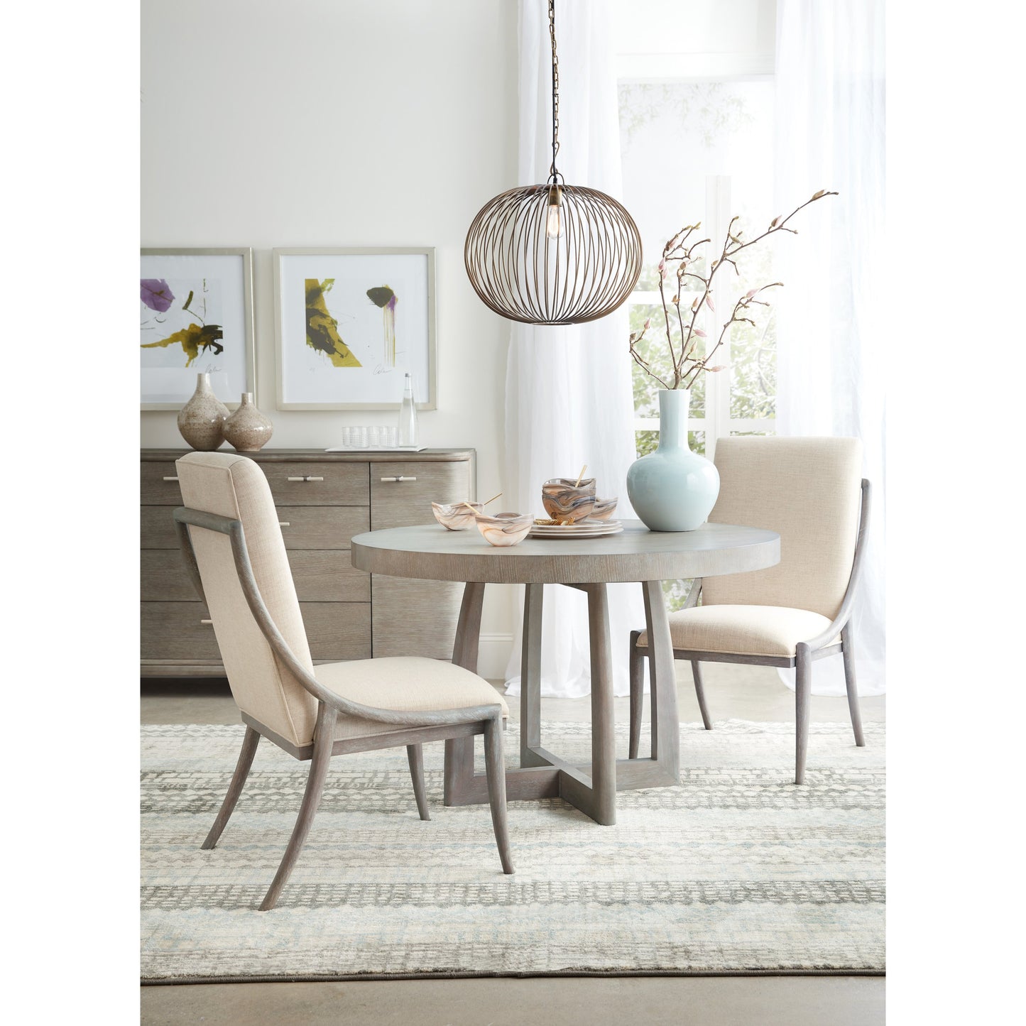 006 SI-1748211 | Lifestyle | Affinity Round Pedestal Dining Table by Hooker Furniture in grays. Made from oak veneers in a eclectic & global style.