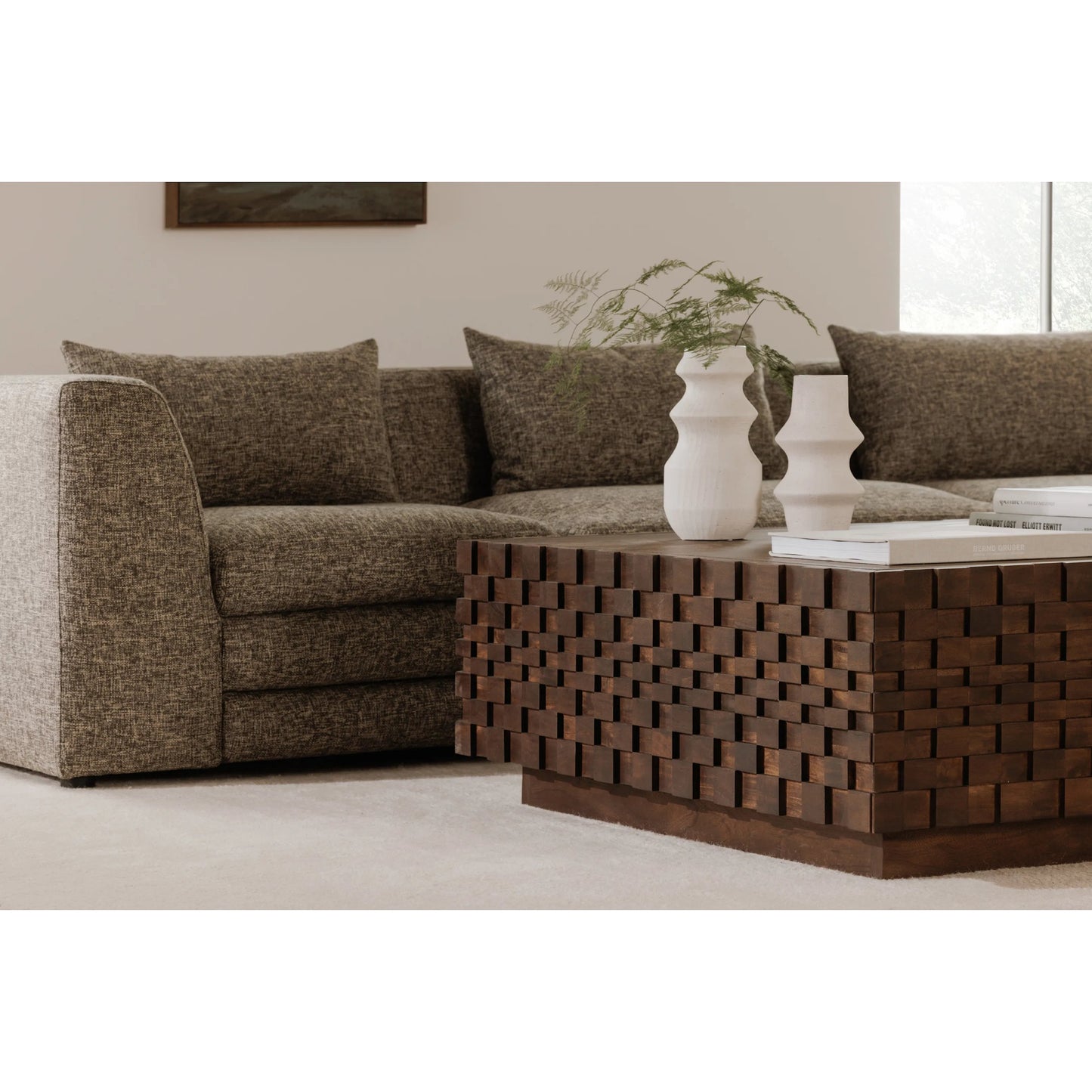 013 SI-2367987 | Lifestyle | Easton Storage Coffee Table by Moe's Home Collection in brown. Made from acacia wood, acacia veneer, carcass walls in solid acacia wood, top panel acacia veneer, drawer bottom panel acacia veneer in a traditional style.