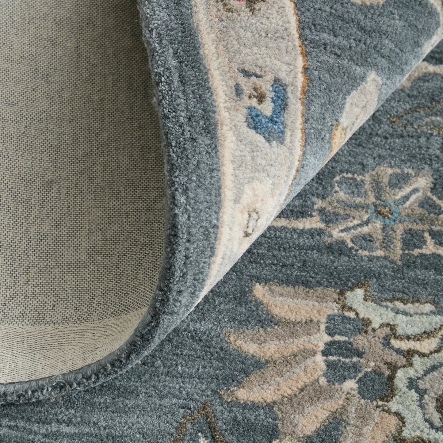 030 SI-1830605,SI-1830606,SI-1830607,SI-1830608,SI-1830609,SI-1830610 | Closeup | Rylan Transitional Oriental Rug - 8639F by Feizy in gray, ivory, red. Made from wool in a unique style.