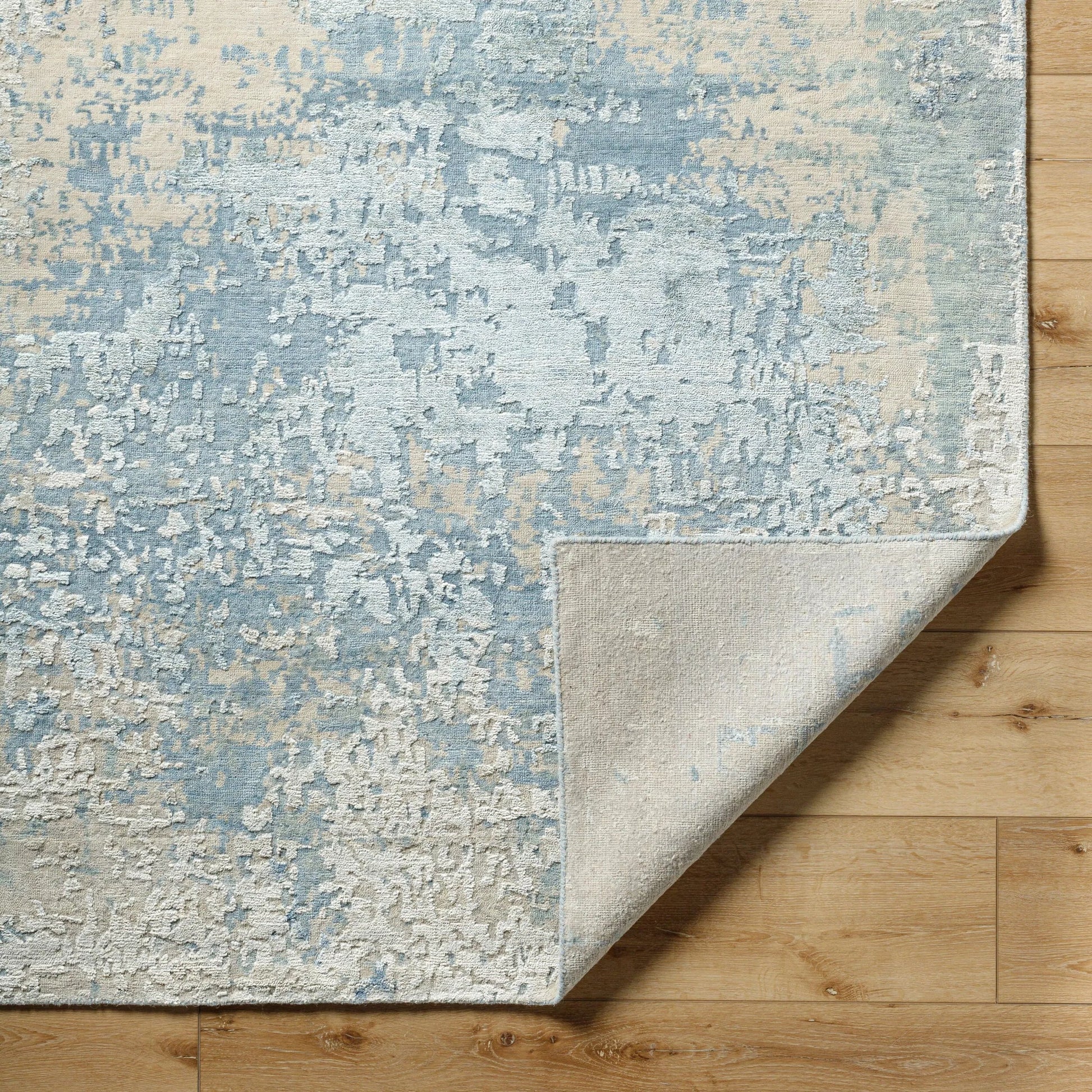 Abbey BBY-2300 Rug by Surya in light olive, olive, beige, ink blue, medium gray, dark blue. Made from main: 50% silk, main: 50% wool in a unique style.