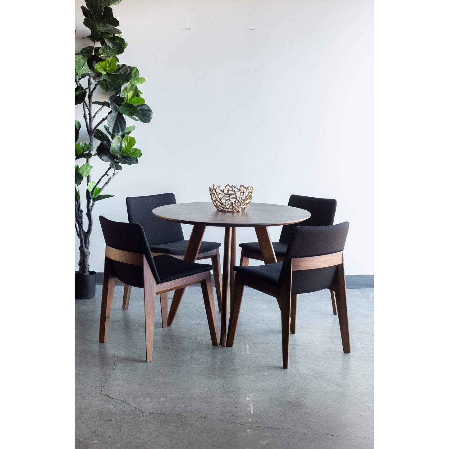 028 S-698858 | Lifestyle | Deco Dining Chair Pvc (Set of 2) by Moe's Home Collection. Made from unique in a modern style.