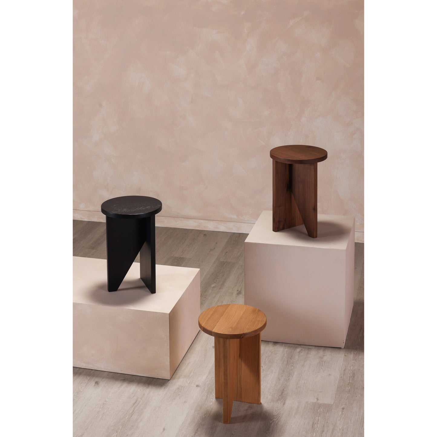 024 SI-1985259 | Lifestyle | Grace Accent Table by Moe's Home Collection. Made from unique in a modern style.