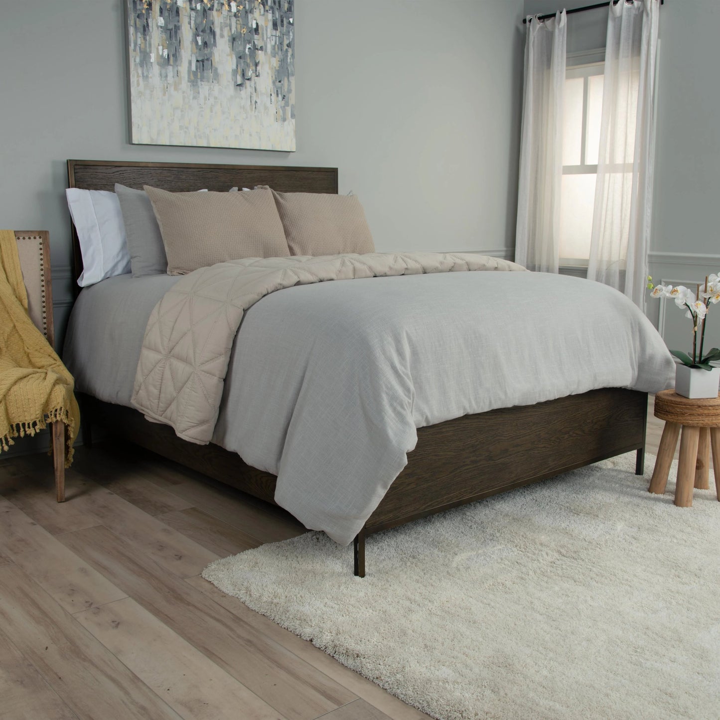 002 SI-2023563,SI-2023564 | Lifestyle | Lawrence Bedding by HedgeApple Essentials. Made from cotton slub, polyester in a modern style.