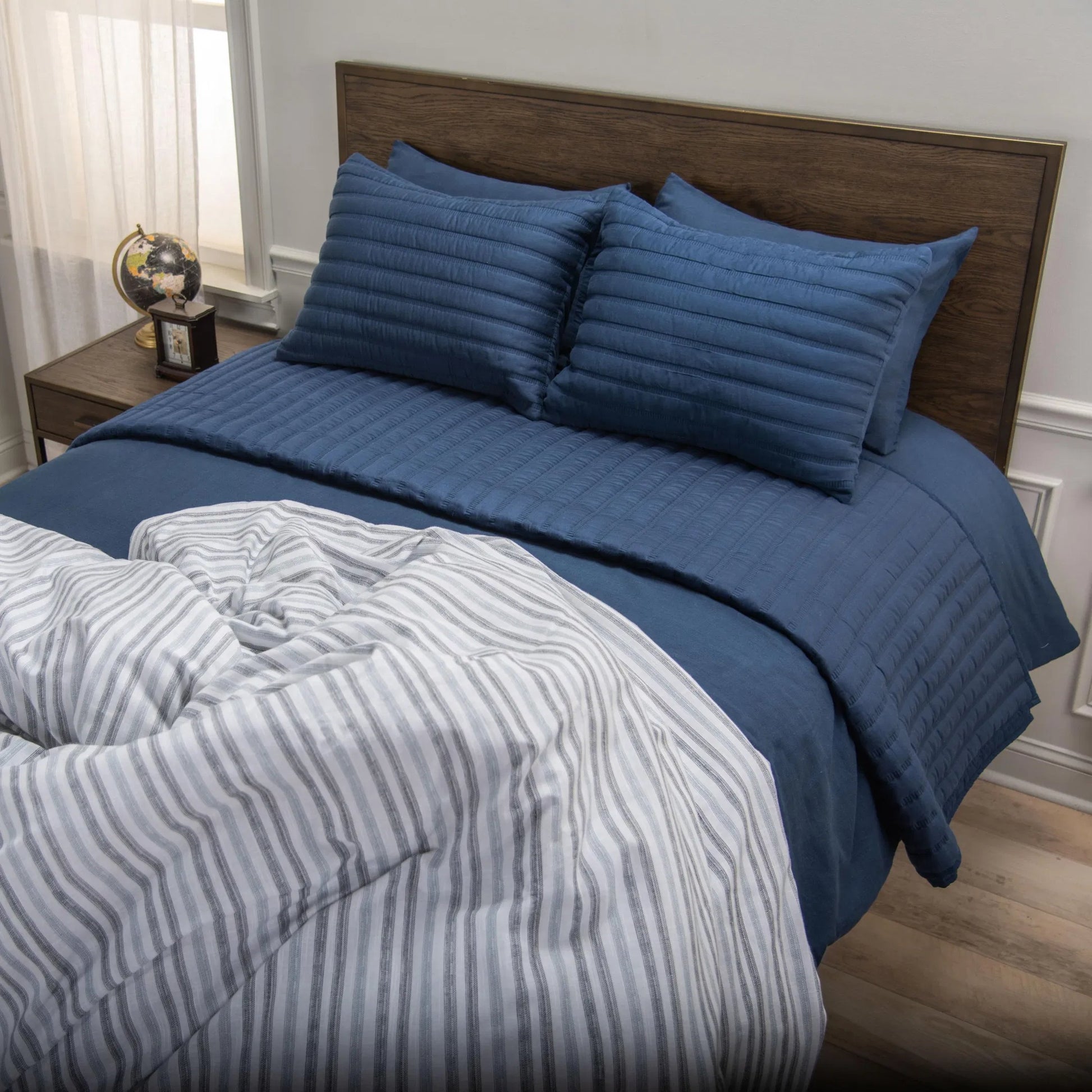 Pembina Bedding by HedgeApple Essentials. Made from cotton slub, polyester in a modern style.