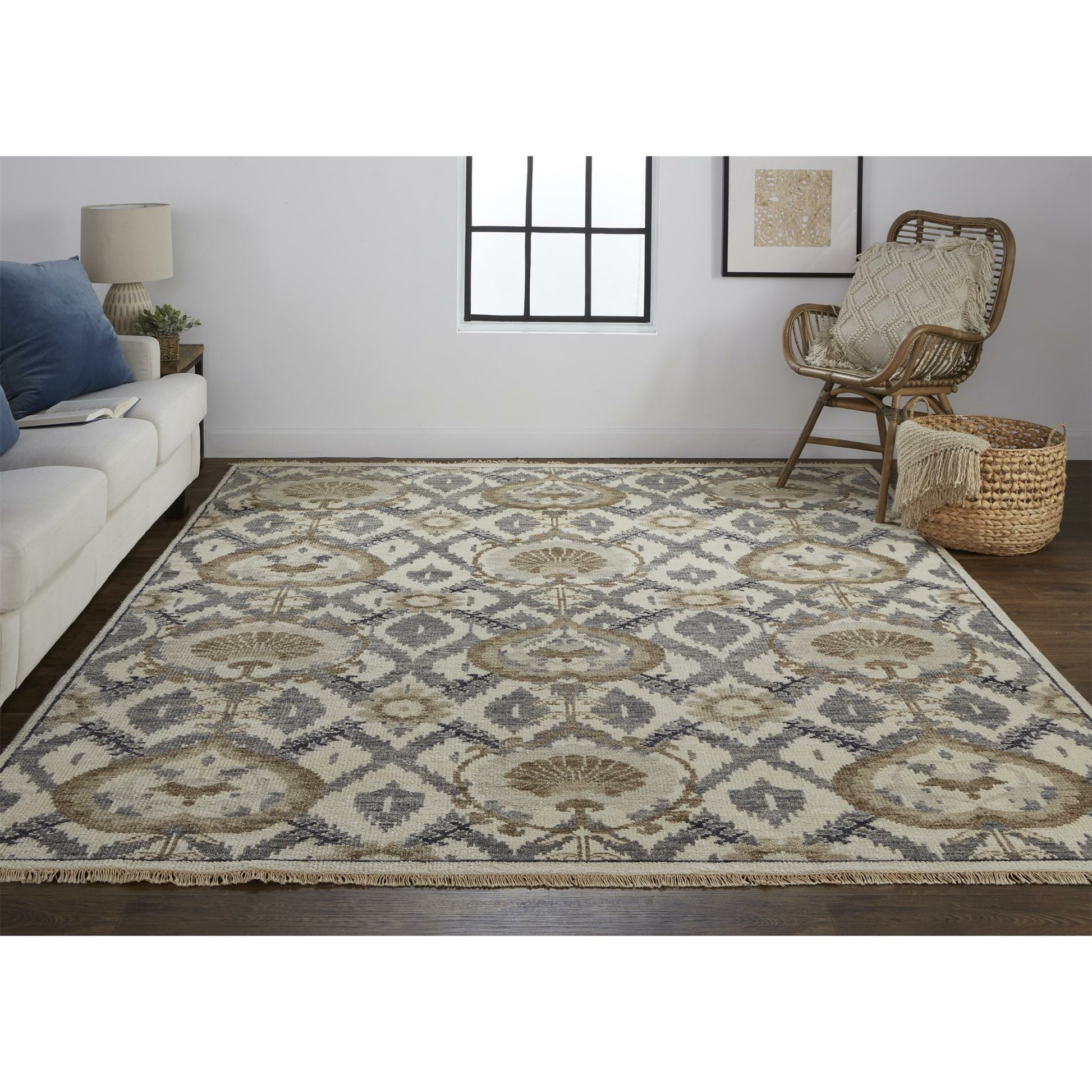 Beall Traditional Oriental Rug - 6712F by Feizy. Made from wool in a unique style.