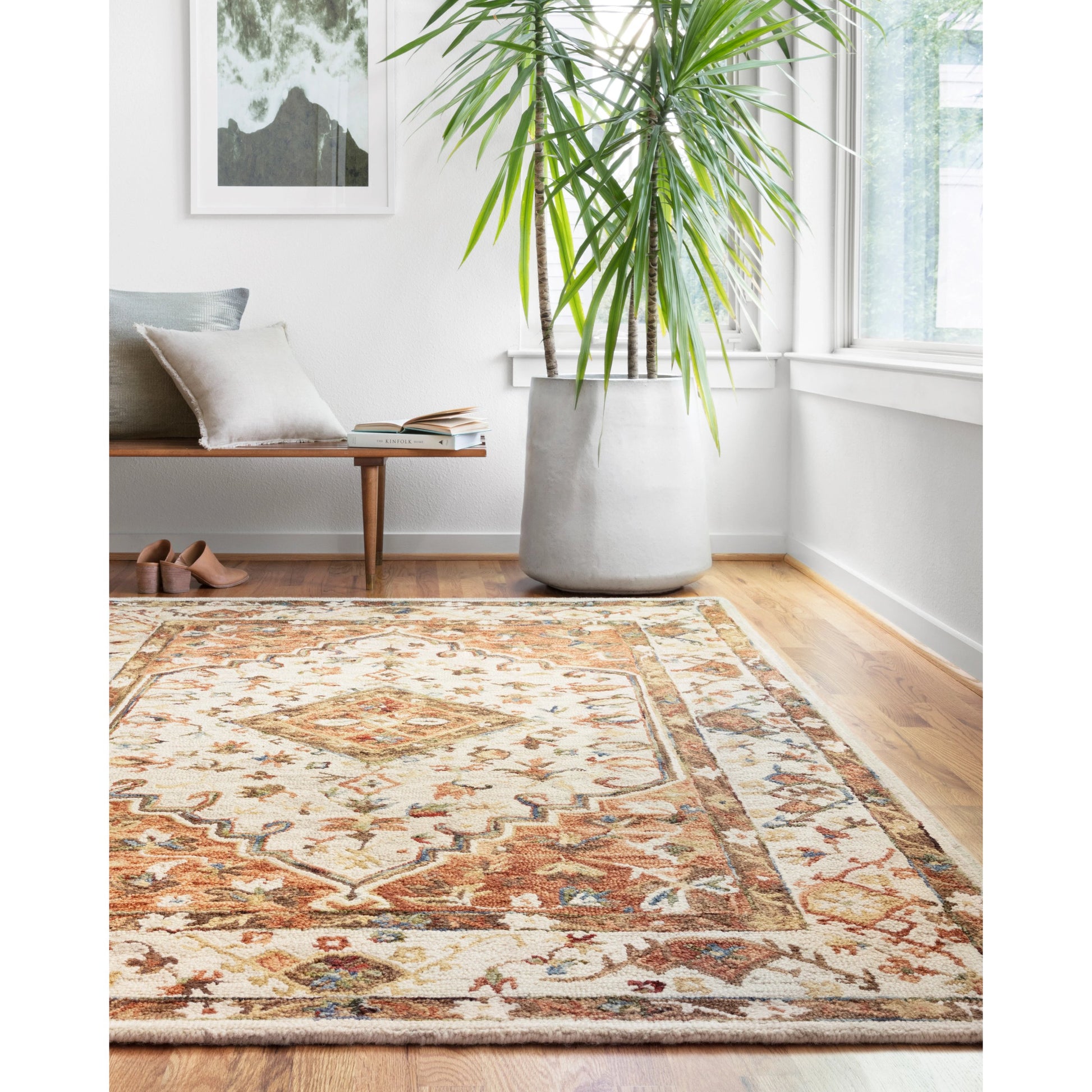 Beatty BEA-01 Rug by Loloi. Made from 100% wool in a traditional style.
