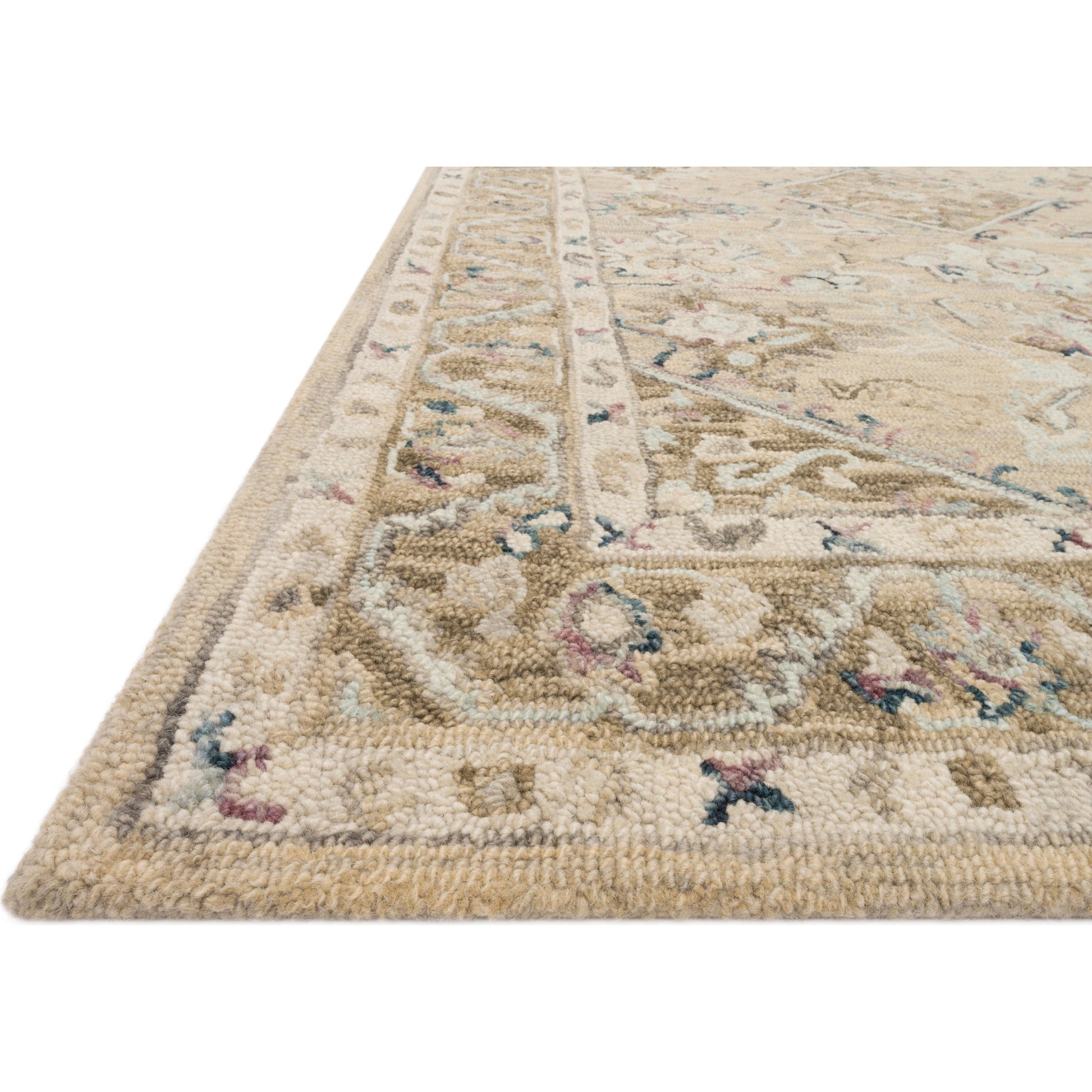 Beatty BEA-02 Rug by Loloi. Made from 100% wool in a traditional style.