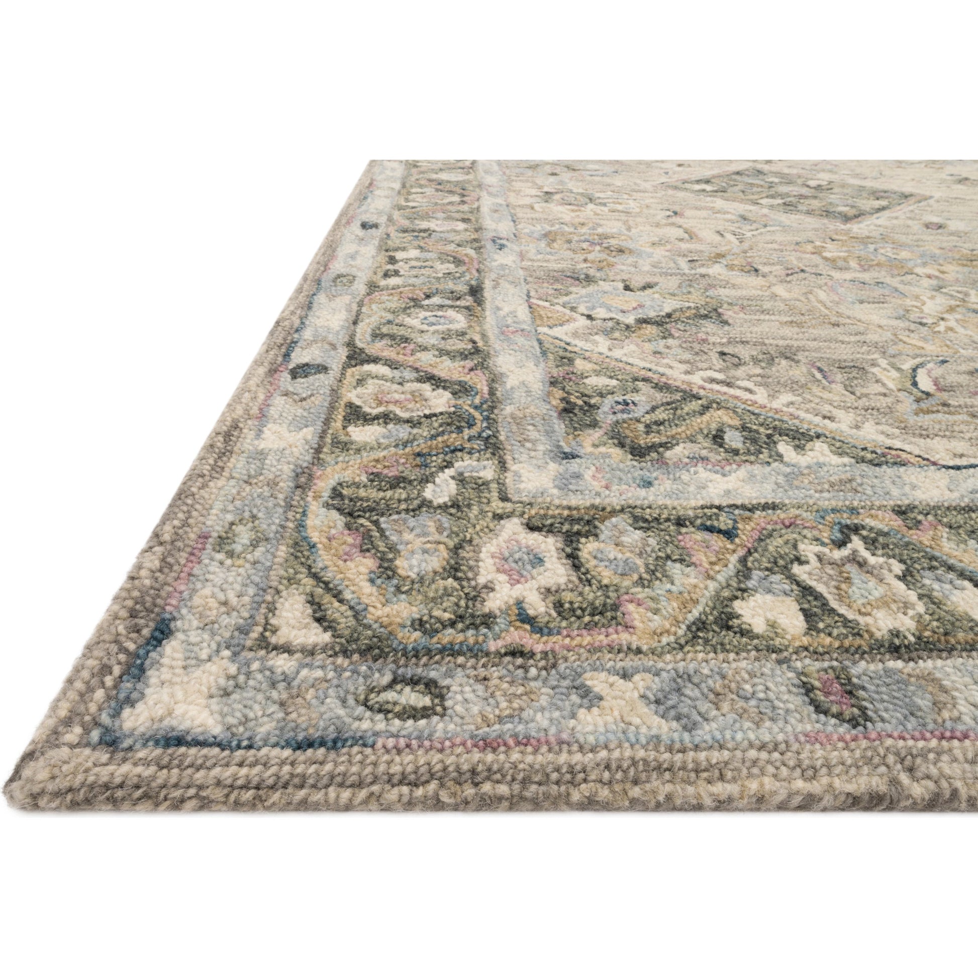 Beatty BEA-02 Rug by Loloi. Made from 100% wool in a traditional style.